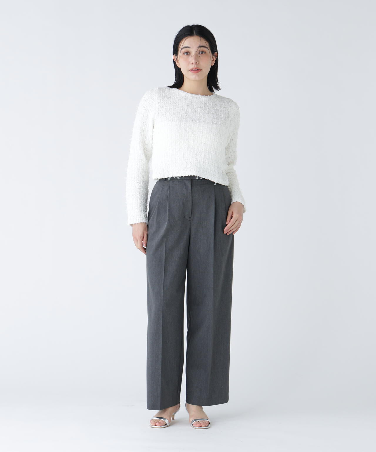 【365ユーティリティー】洗えて毛玉になりにくいタックワイドパンツ