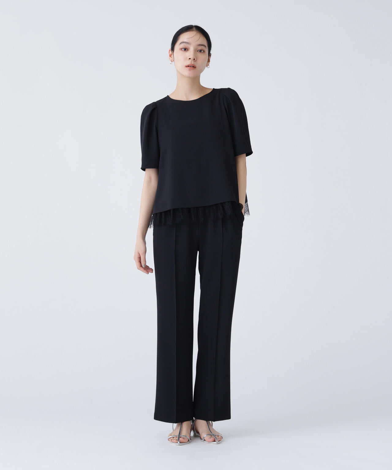 168cm B81cm W60cm H89cm 着用サイズ:M