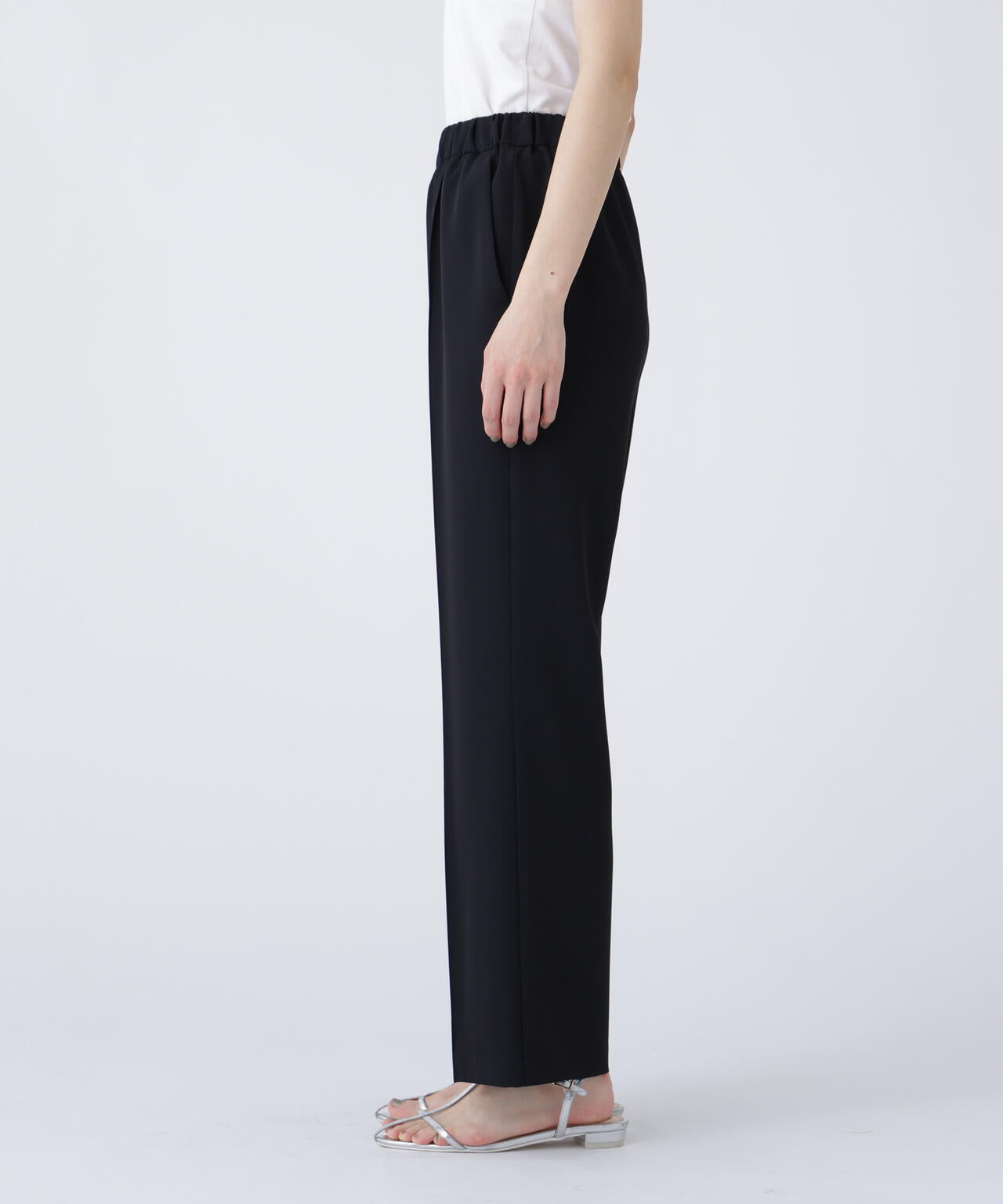 168cm B81cm W60cm H89cm 着用サイズ:M