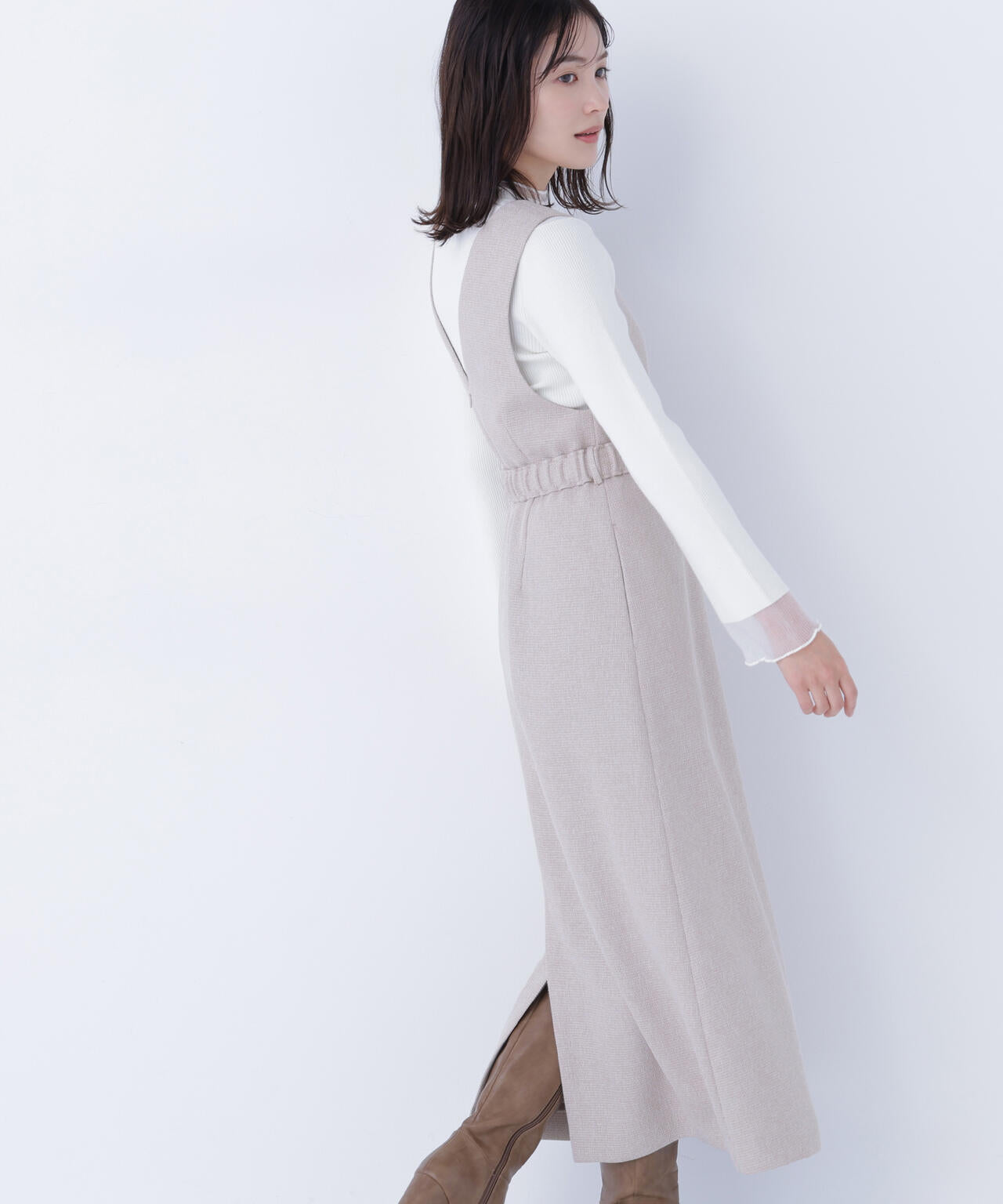 ベルト付Vネックジャンスカ