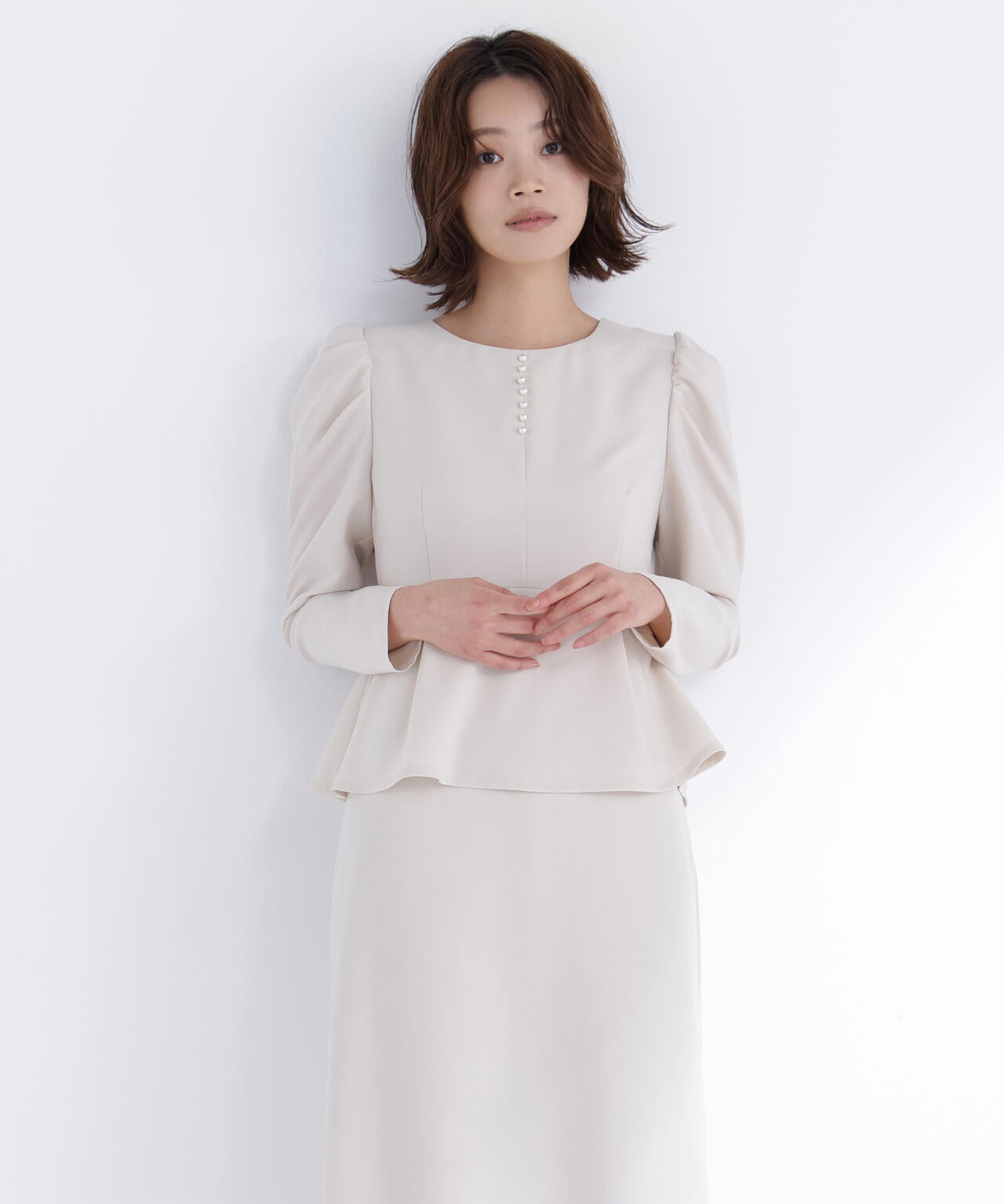 ラインパールペプラムワンピース