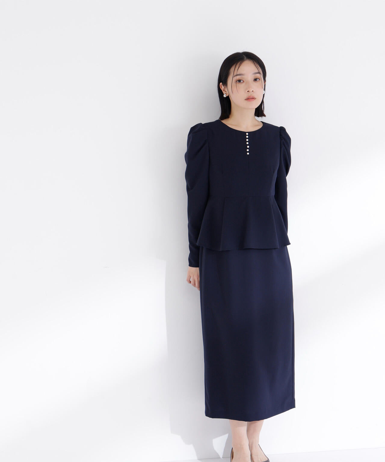 ラインパールペプラムワンピース