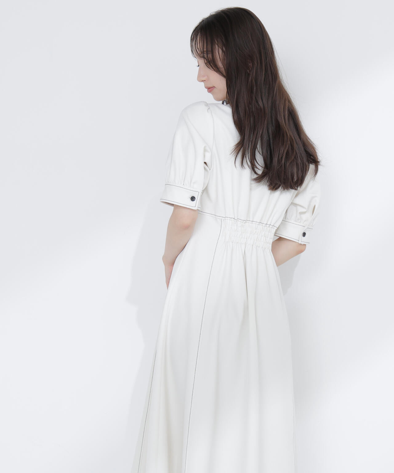 【6/5~6/7 オンライン限定2buy10%OFF対象】バイカラーステッチワンピース