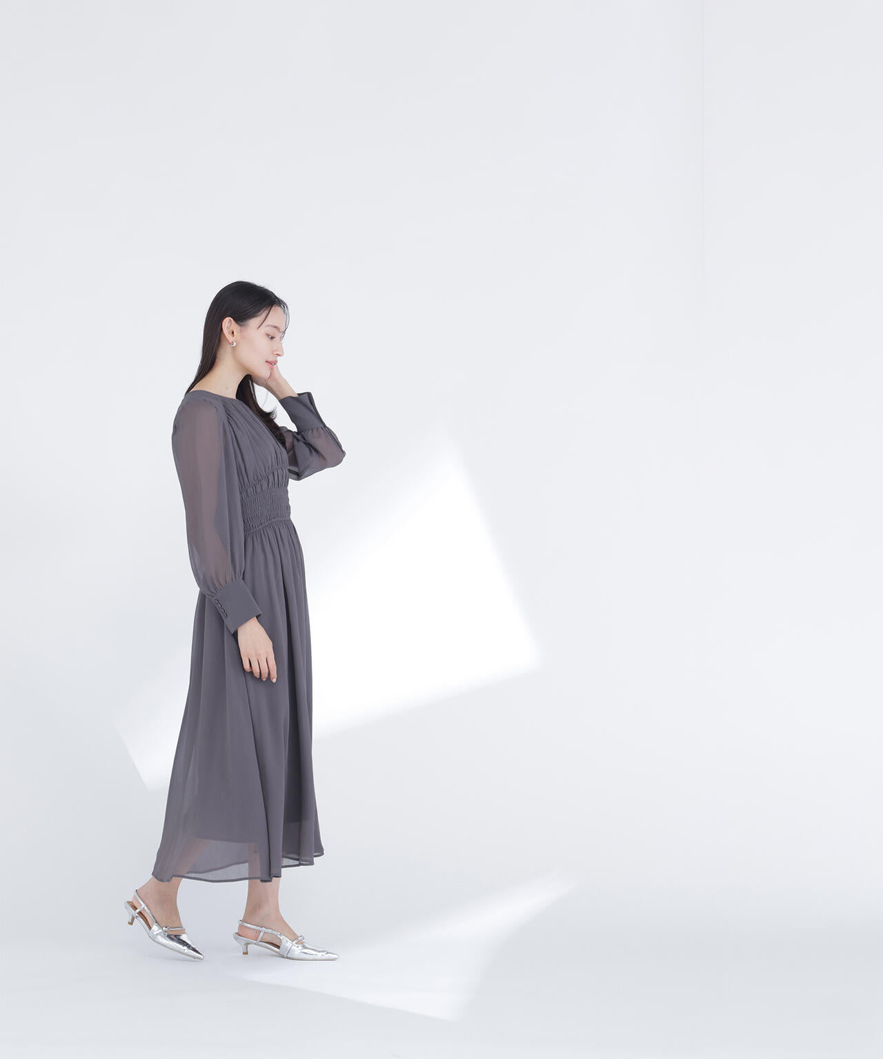 楊柳シャーリングワンピース