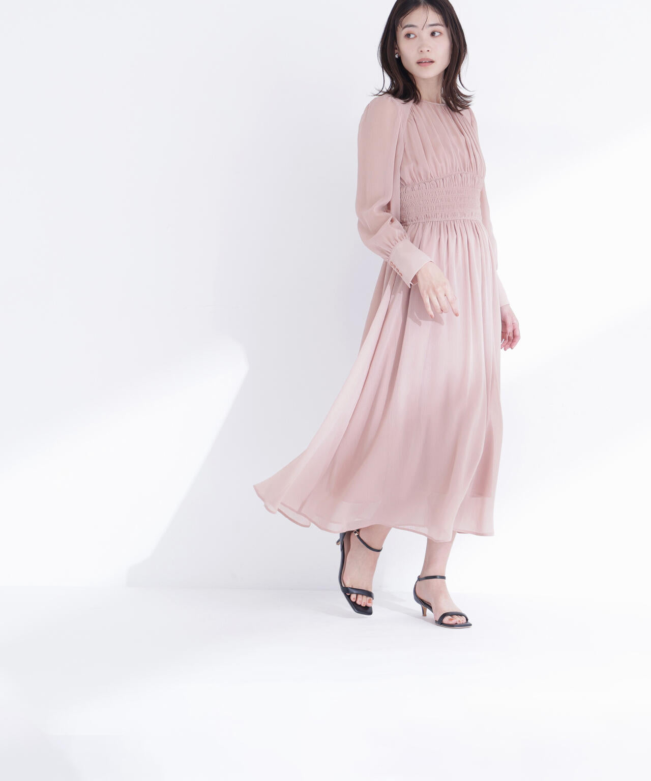 楊柳シャーリングワンピース