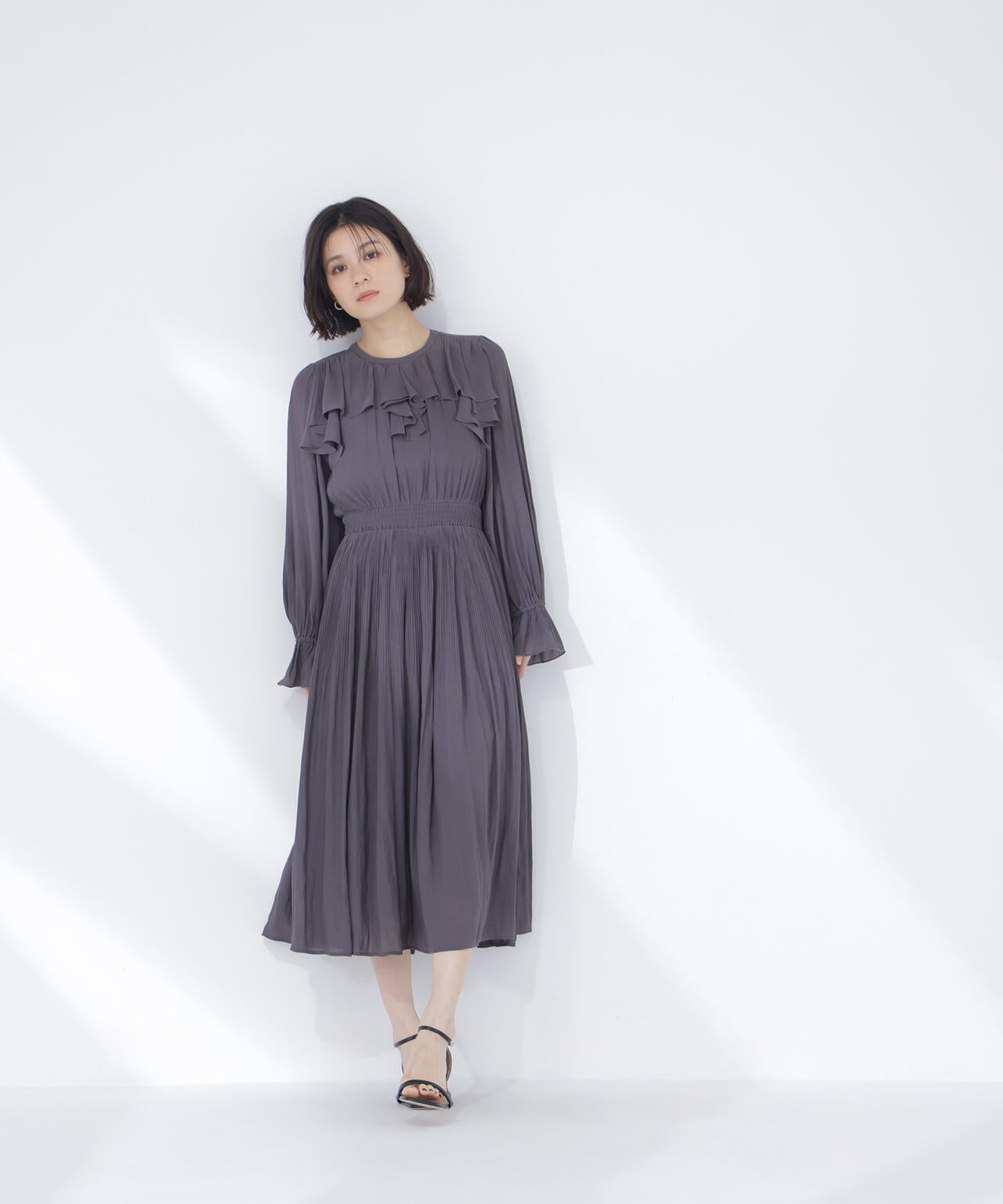 ラッフルデザインワンピース