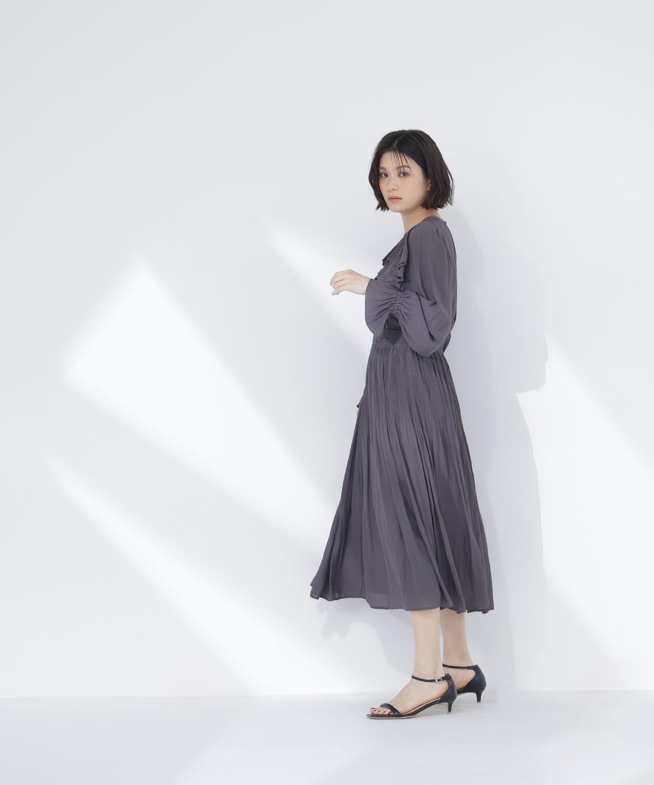 ラッフルデザインワンピース