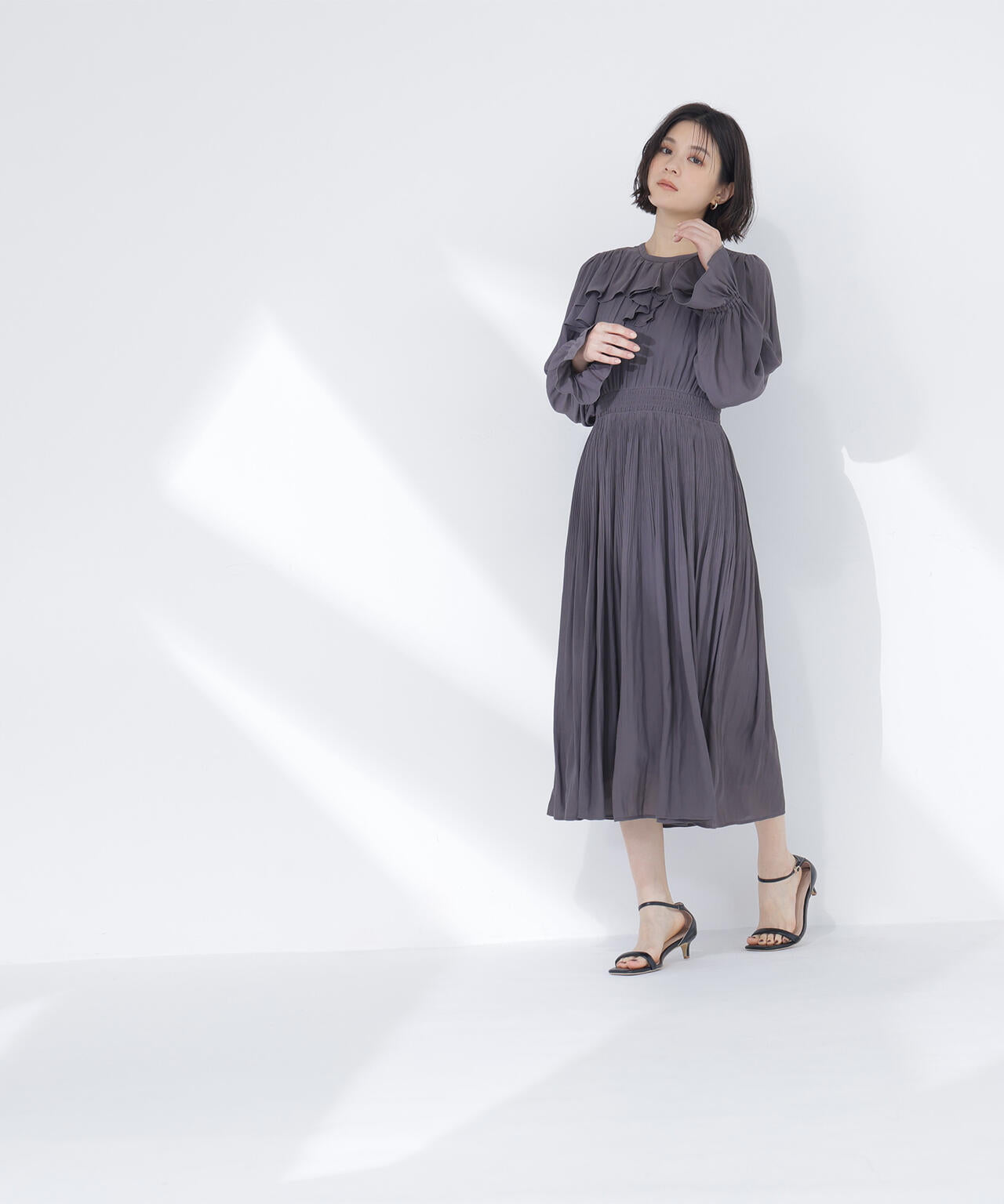 ラッフルデザインワンピース