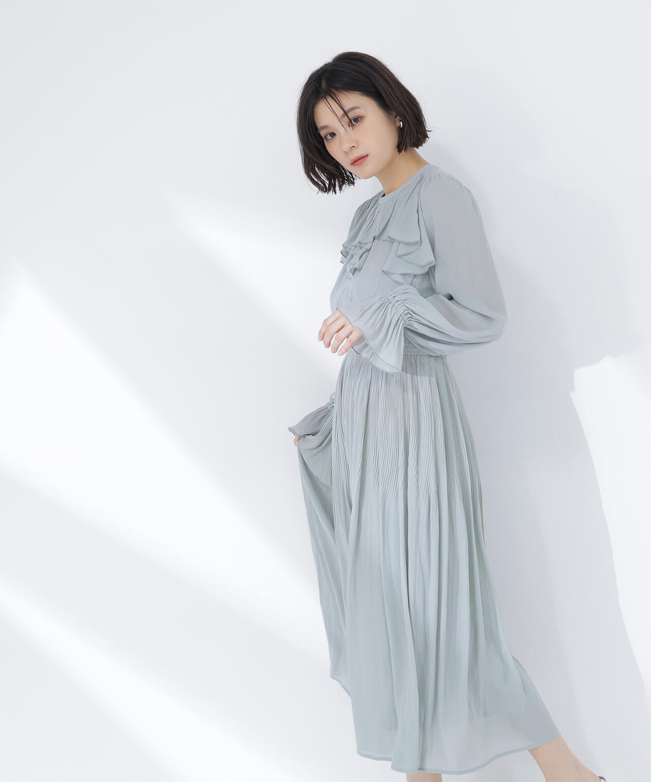 ラッフルデザインワンピース