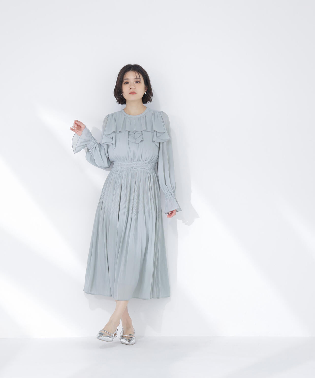 ラッフルデザインワンピース