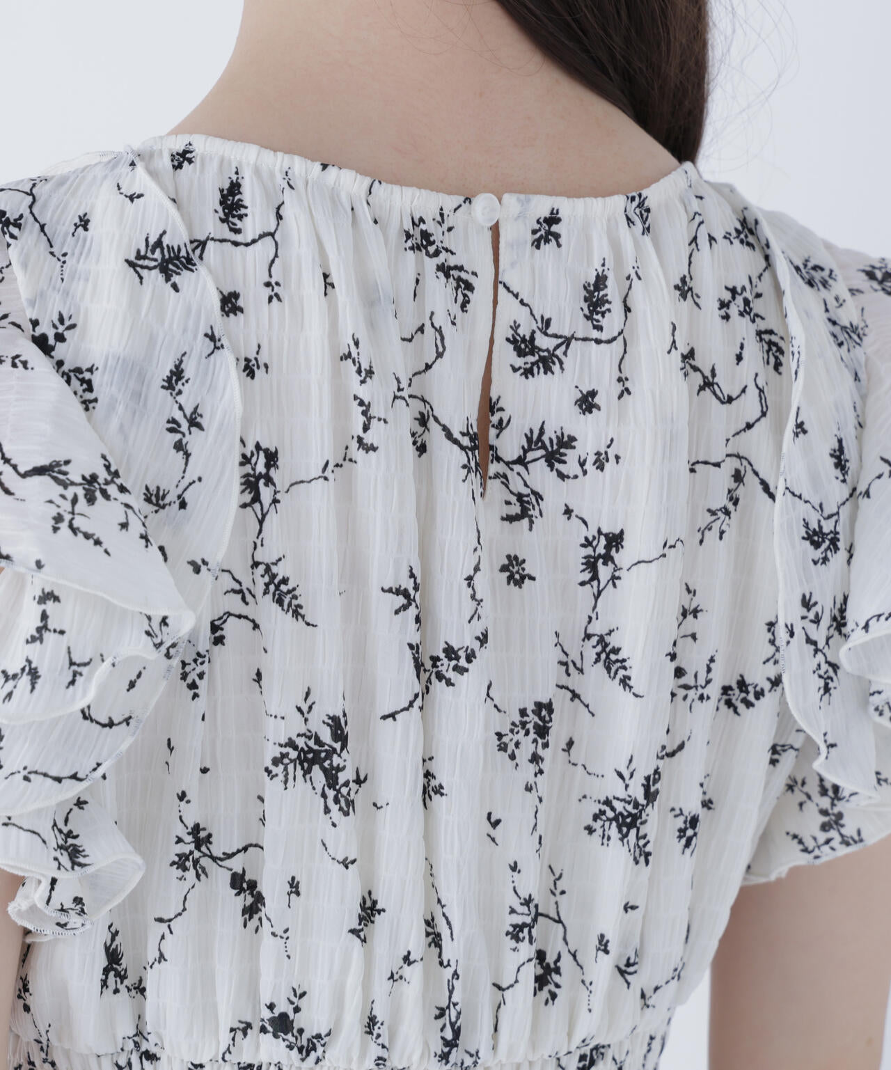 162cm B:86 W:62 H:86 着用サイズ:M