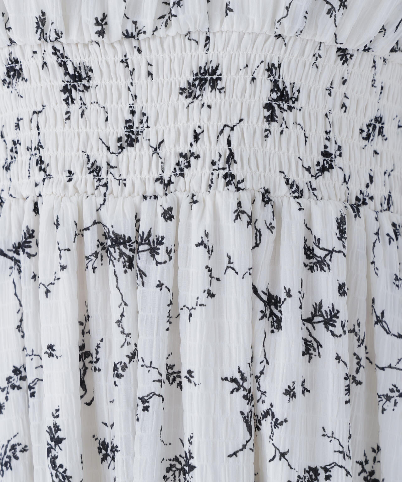 162cm B:86 W:62 H:86 着用サイズ:M