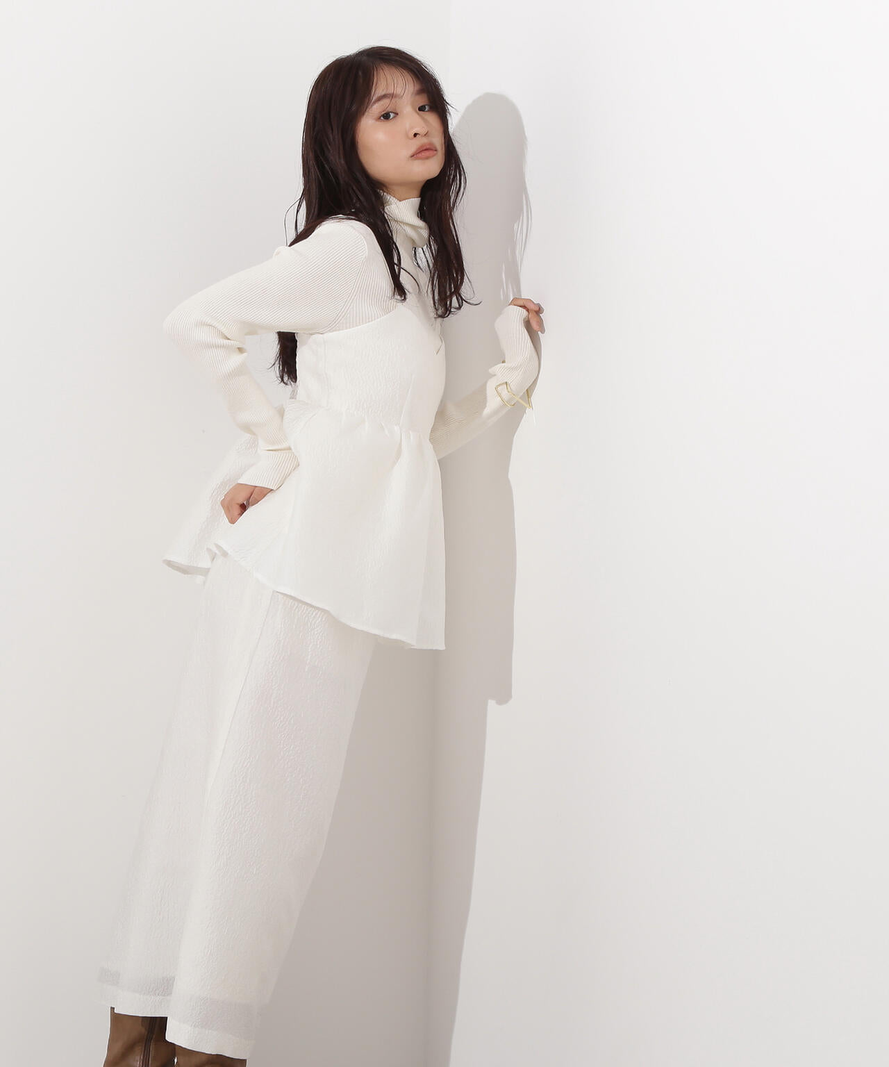 ジャガードペプラムキャミセットアップ