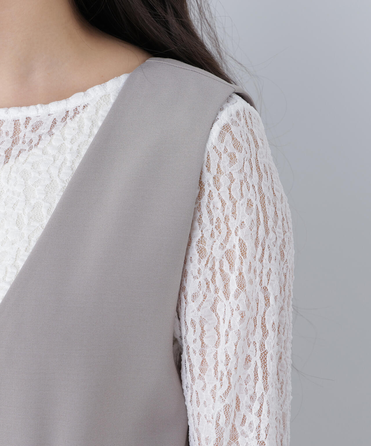 Vネックオールインワン