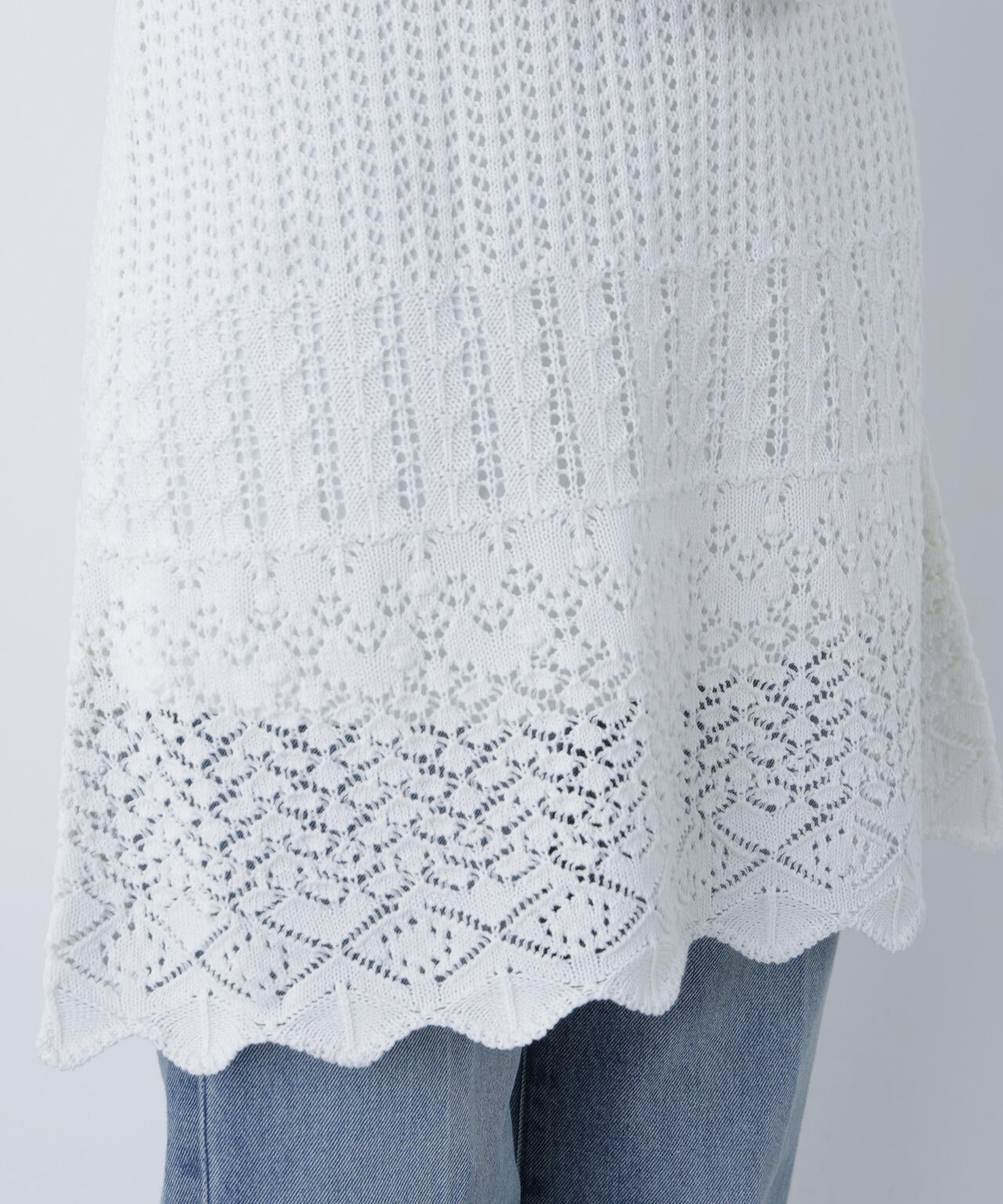 【有楽町マルイ・mix.tokyo 限定カラー:オフ×ブラック】透かし編みニットミニワンピース