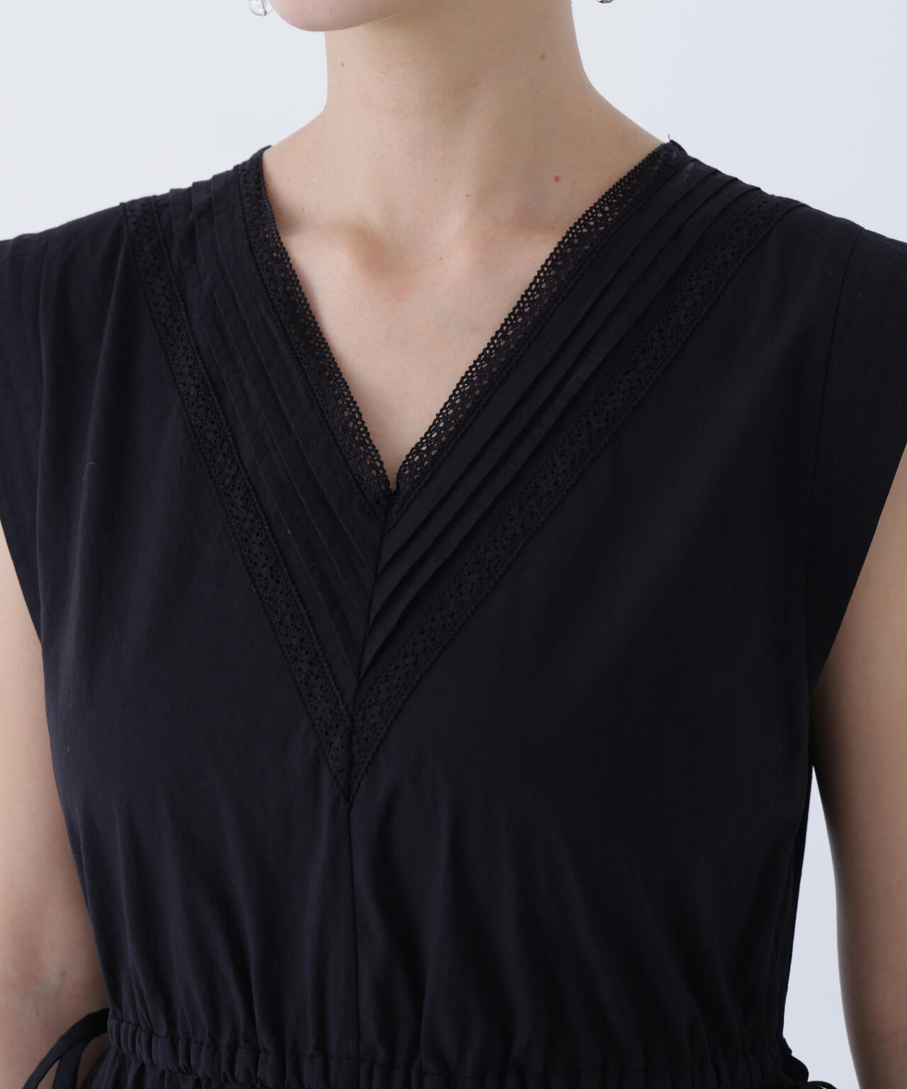 【6/5~6/7 オンライン限定2buy10%OFF対象】ピンタックレースワンピース