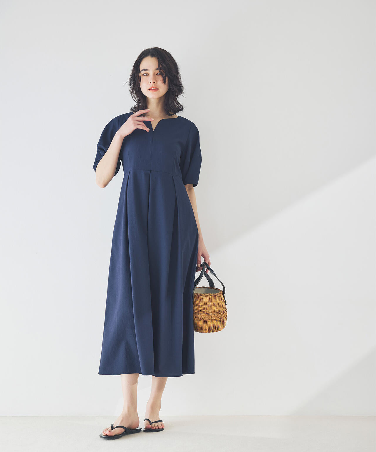168cm B81cm W60cm H89cm 着用サイズ:M