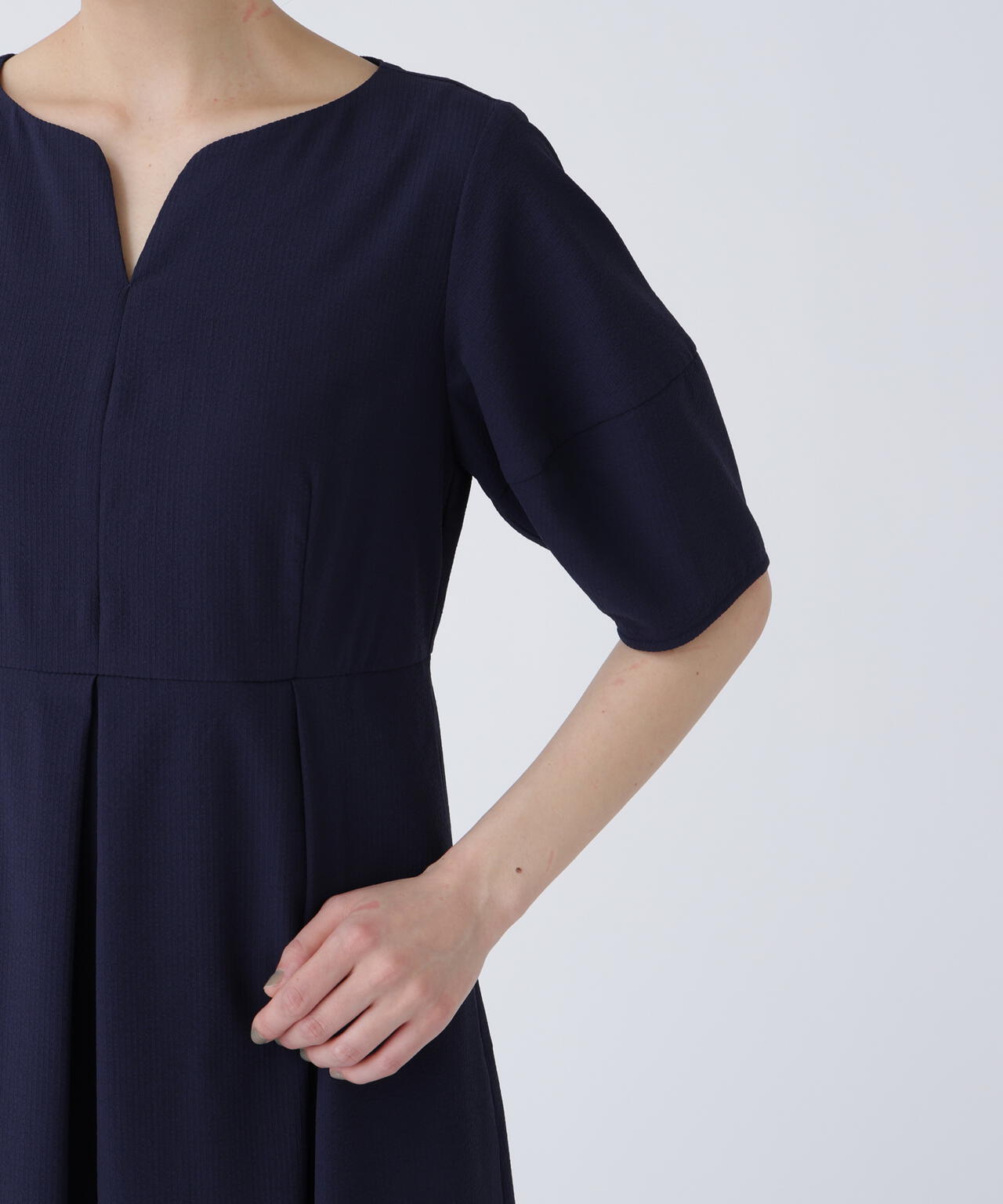 168cm B81cm W60cm H89cm 着用サイズ:M