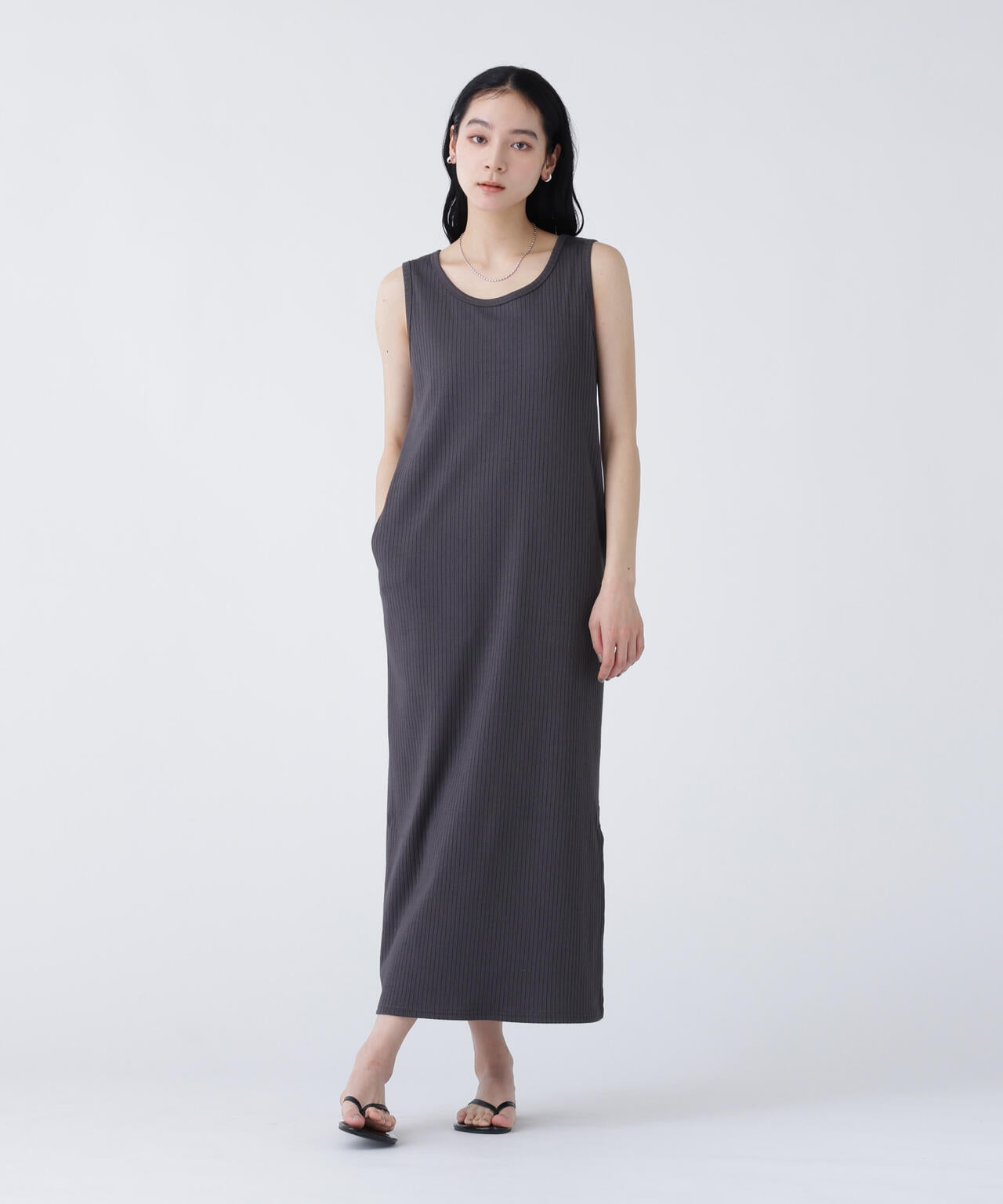 168cm B81cm W60cm H89cm 着用サイズ:M