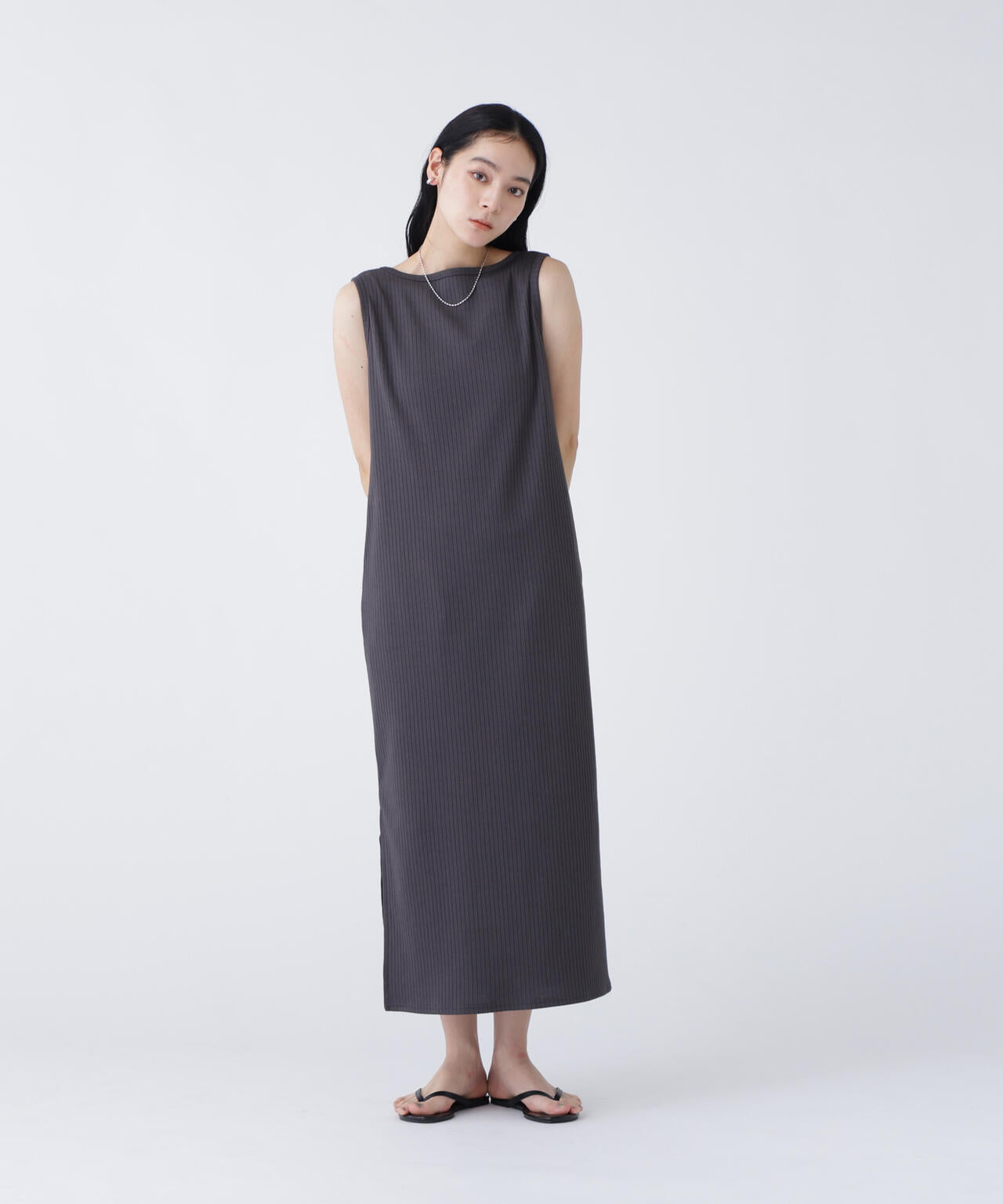 168cm B81cm W60cm H89cm 着用サイズ:M
