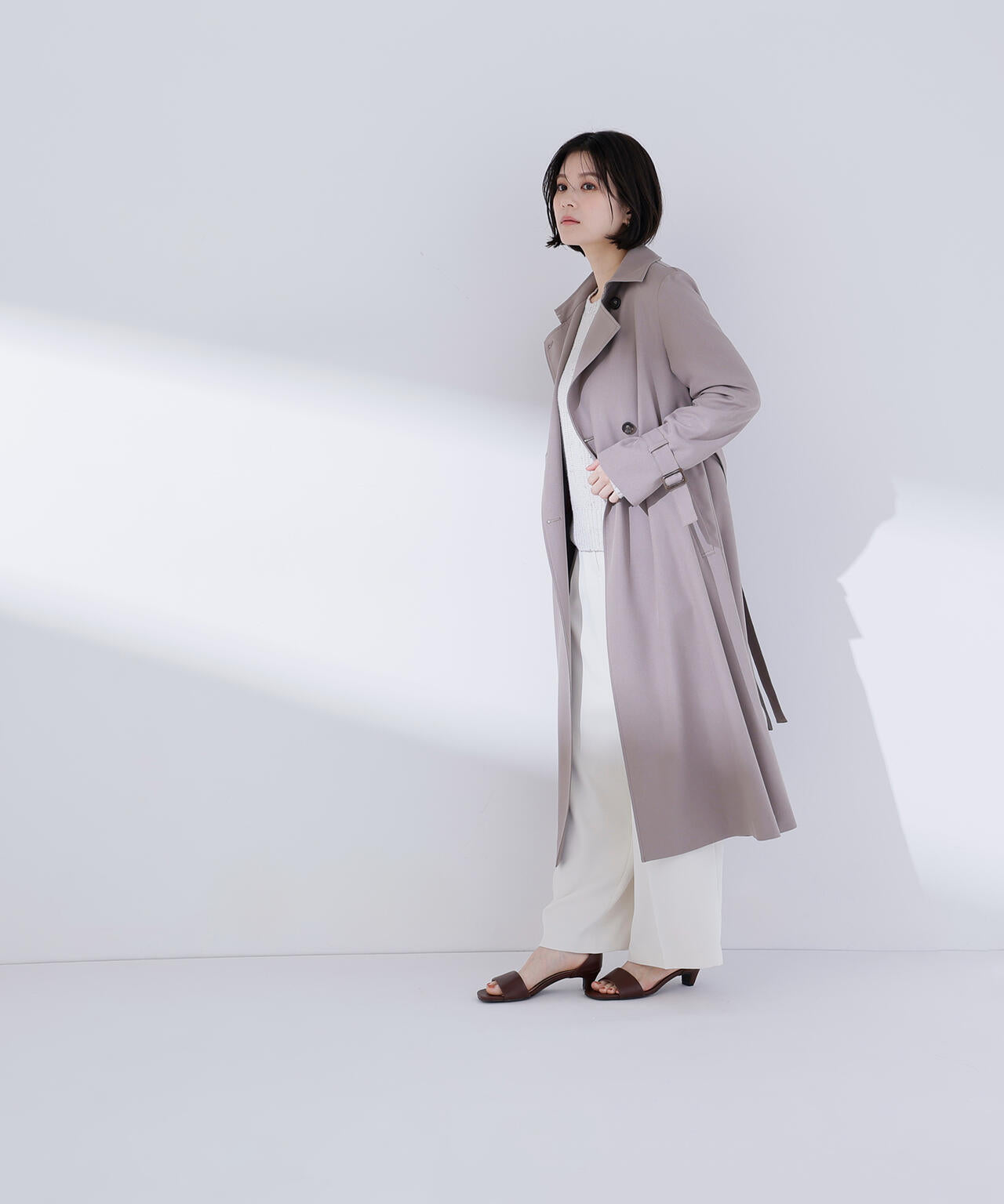 パウダーツイルトレンチコート