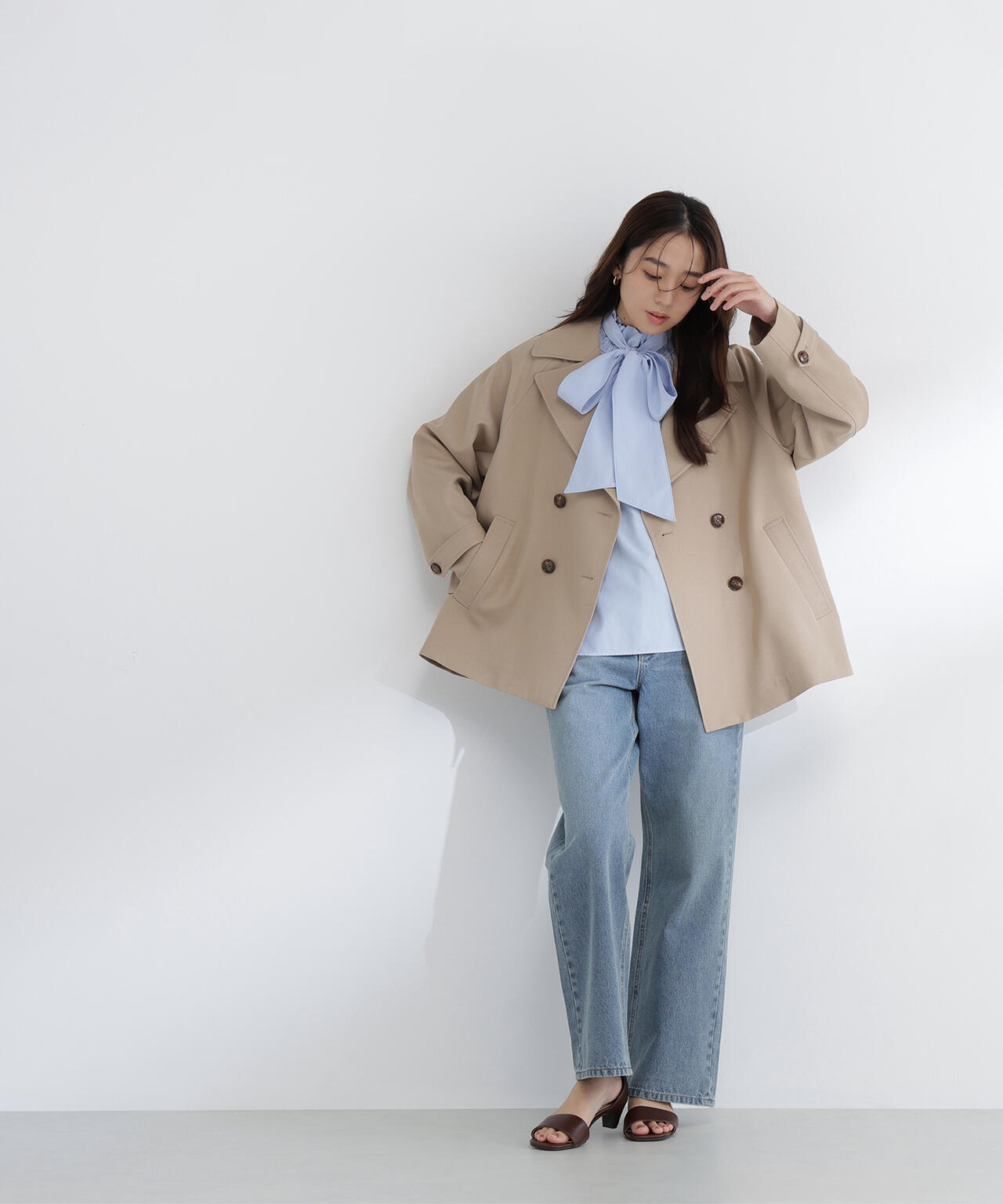 ハーフトレンチコート