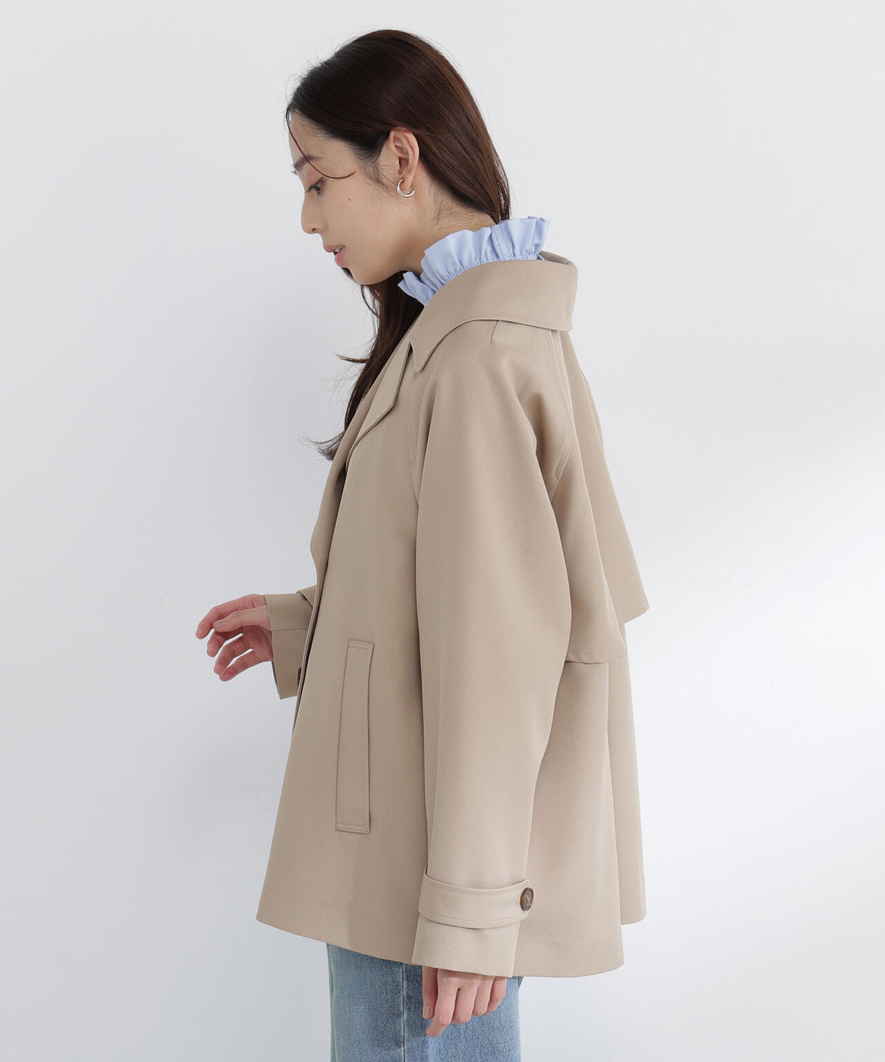 ハーフトレンチコート