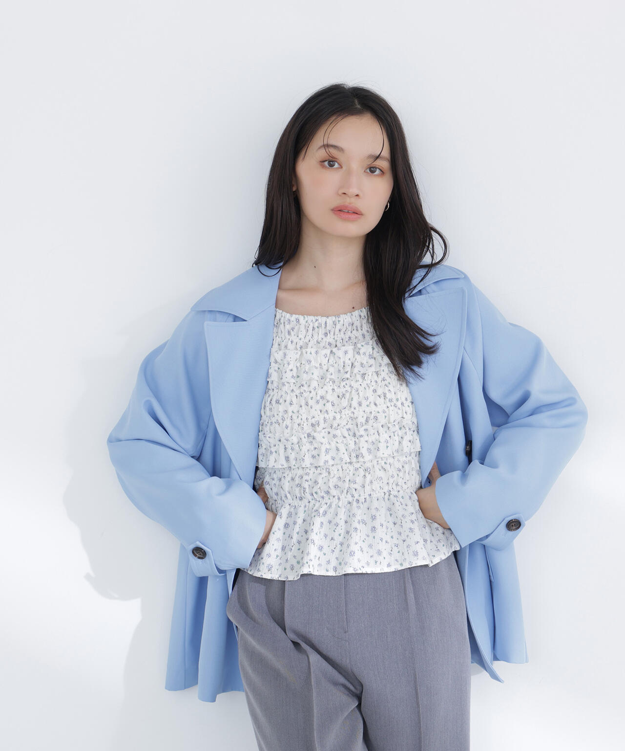 ハーフトレンチコート