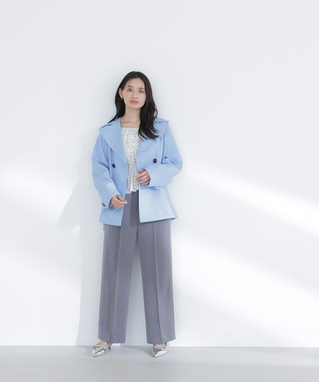 ハーフトレンチコート