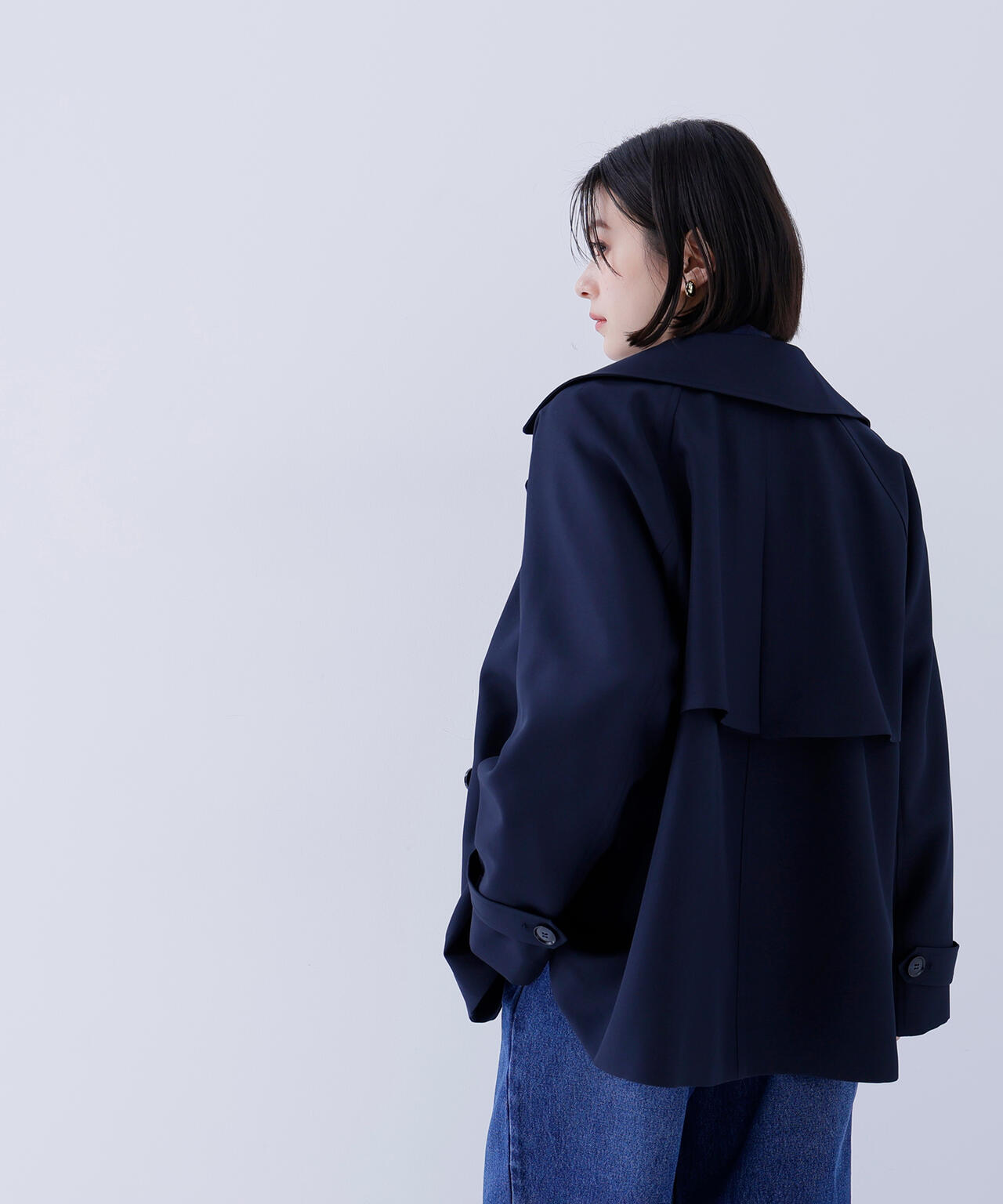 ハーフトレンチコート