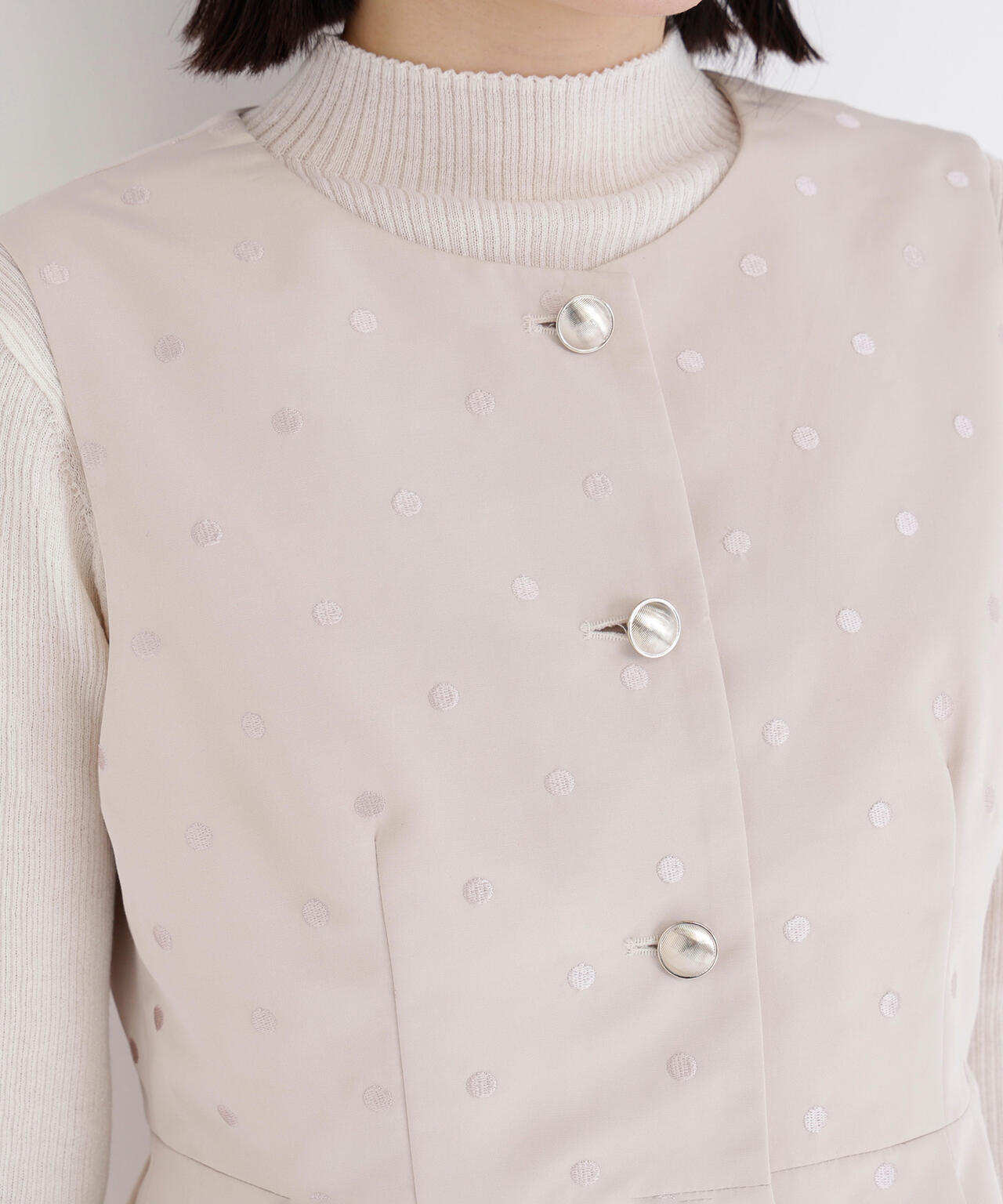 ドットペプラムジレ