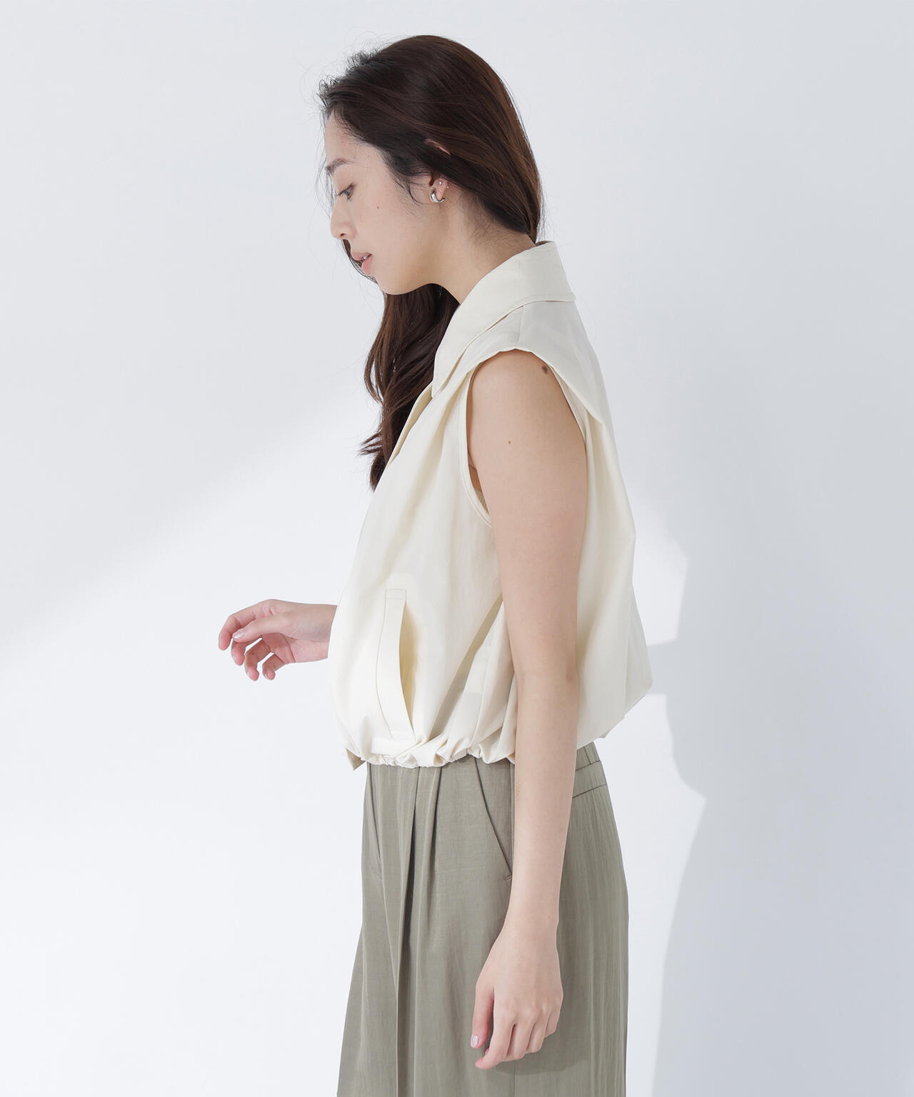 165.5cm 着用サイズ:FR