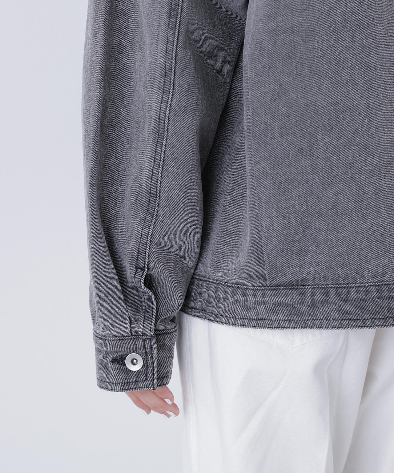 【一部店舗・mix.tokyo 限定カラー:オフホワイト】オーバーデニムブルゾン