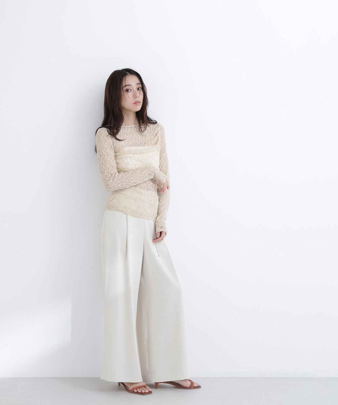 レースドレープカットソー