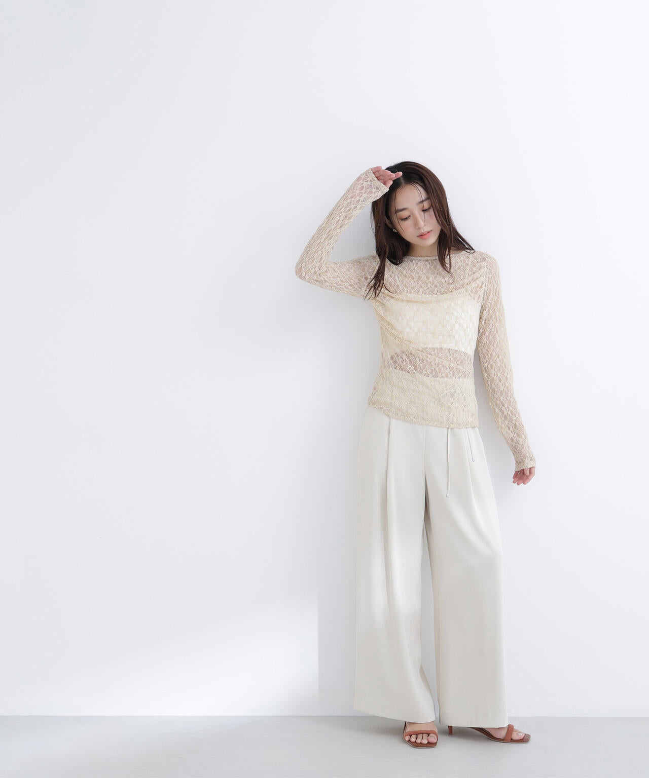 レースドレープカットソー