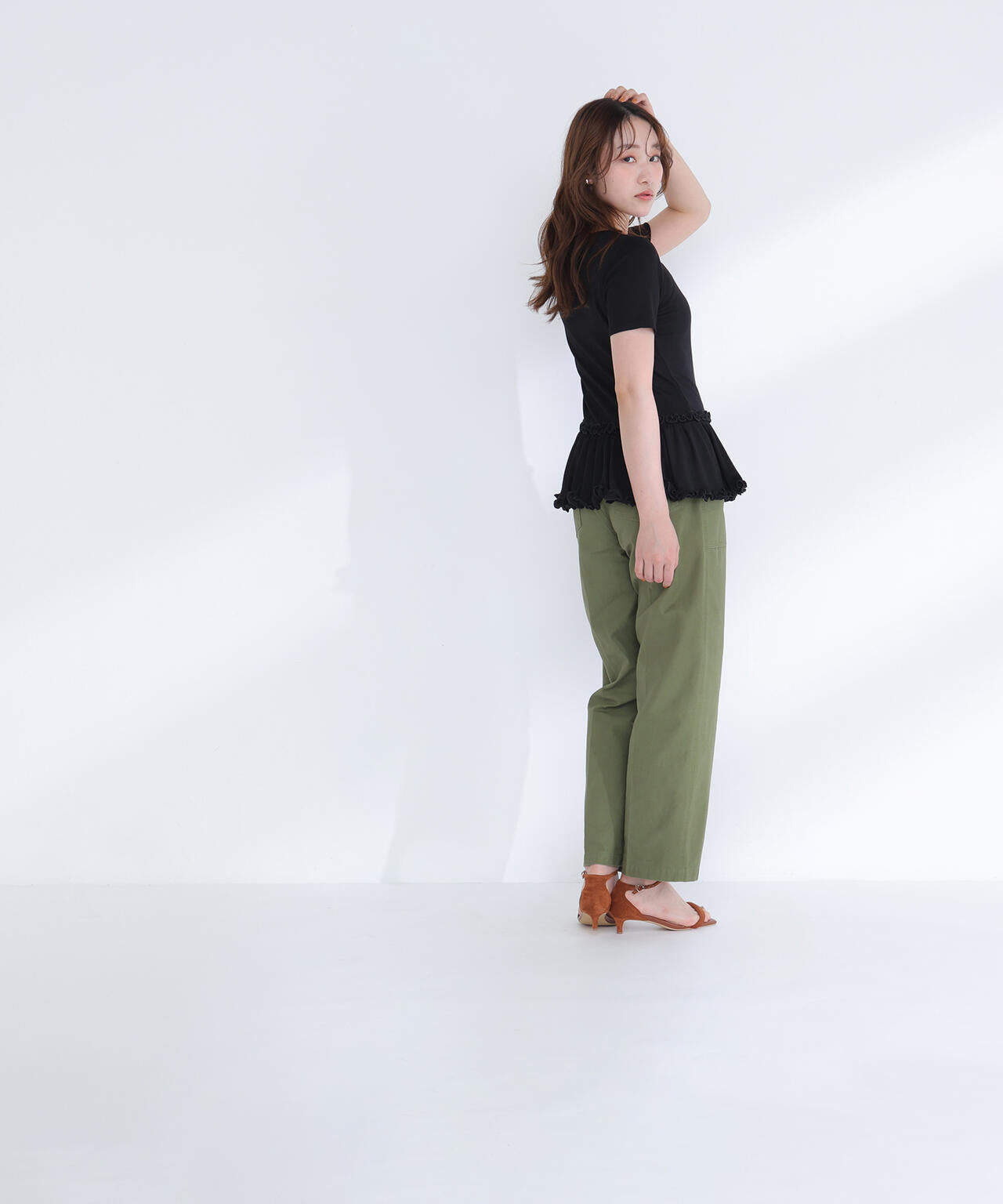 ヘムフリルカットソー