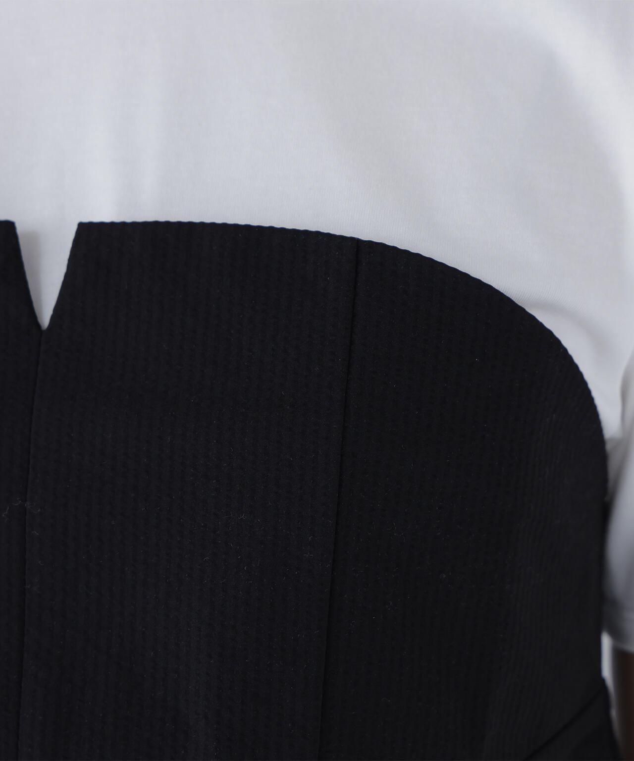 165.5cm 着用サイズ:FR