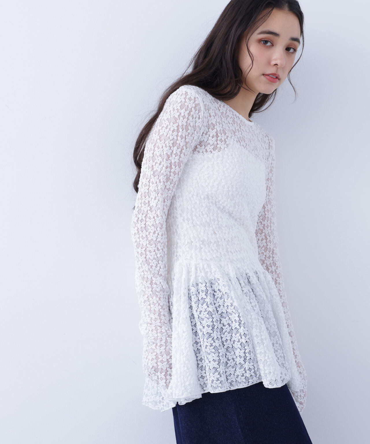 レースペプラムトップス