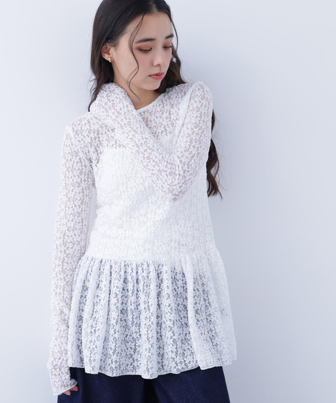 レースペプラムトップス