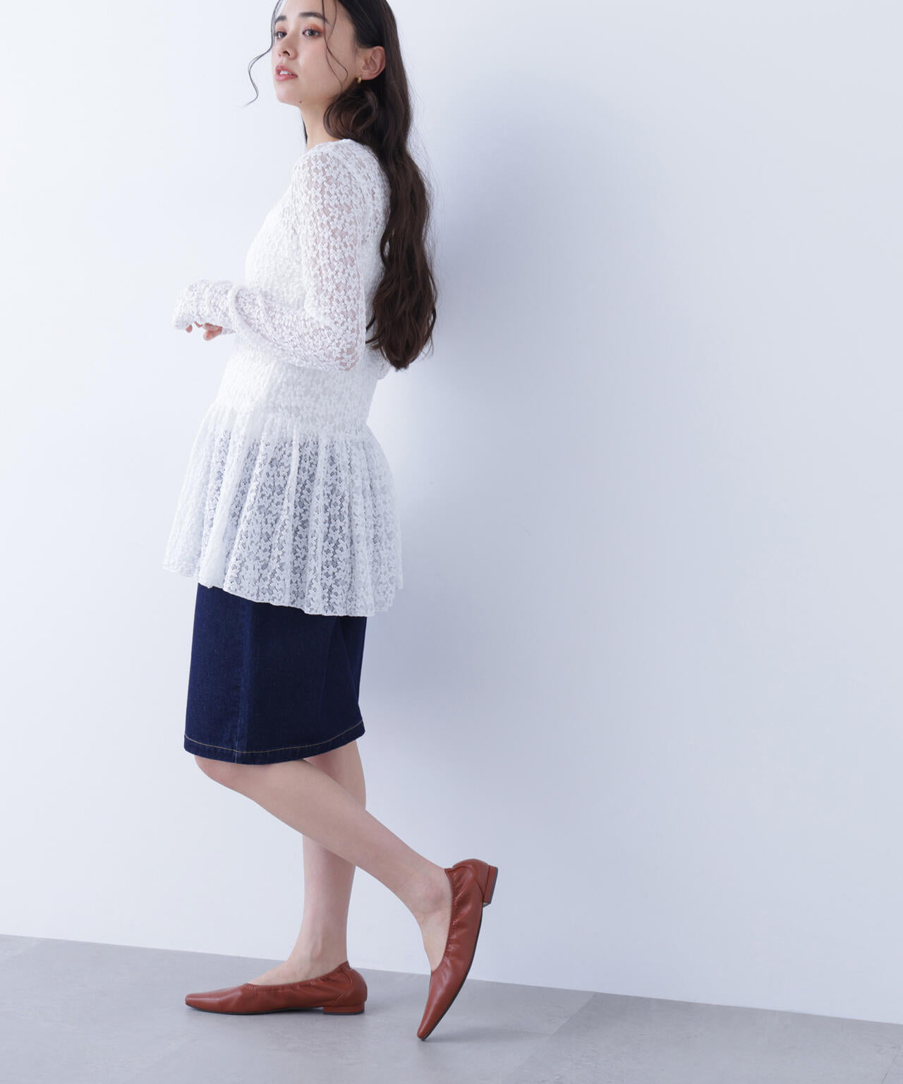 レースペプラムトップス