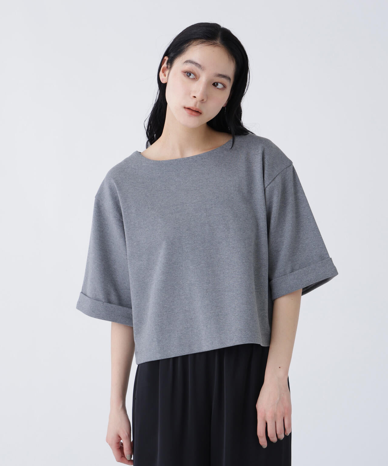 168cm B81cm W60cm H89cm 着用サイズ:FR