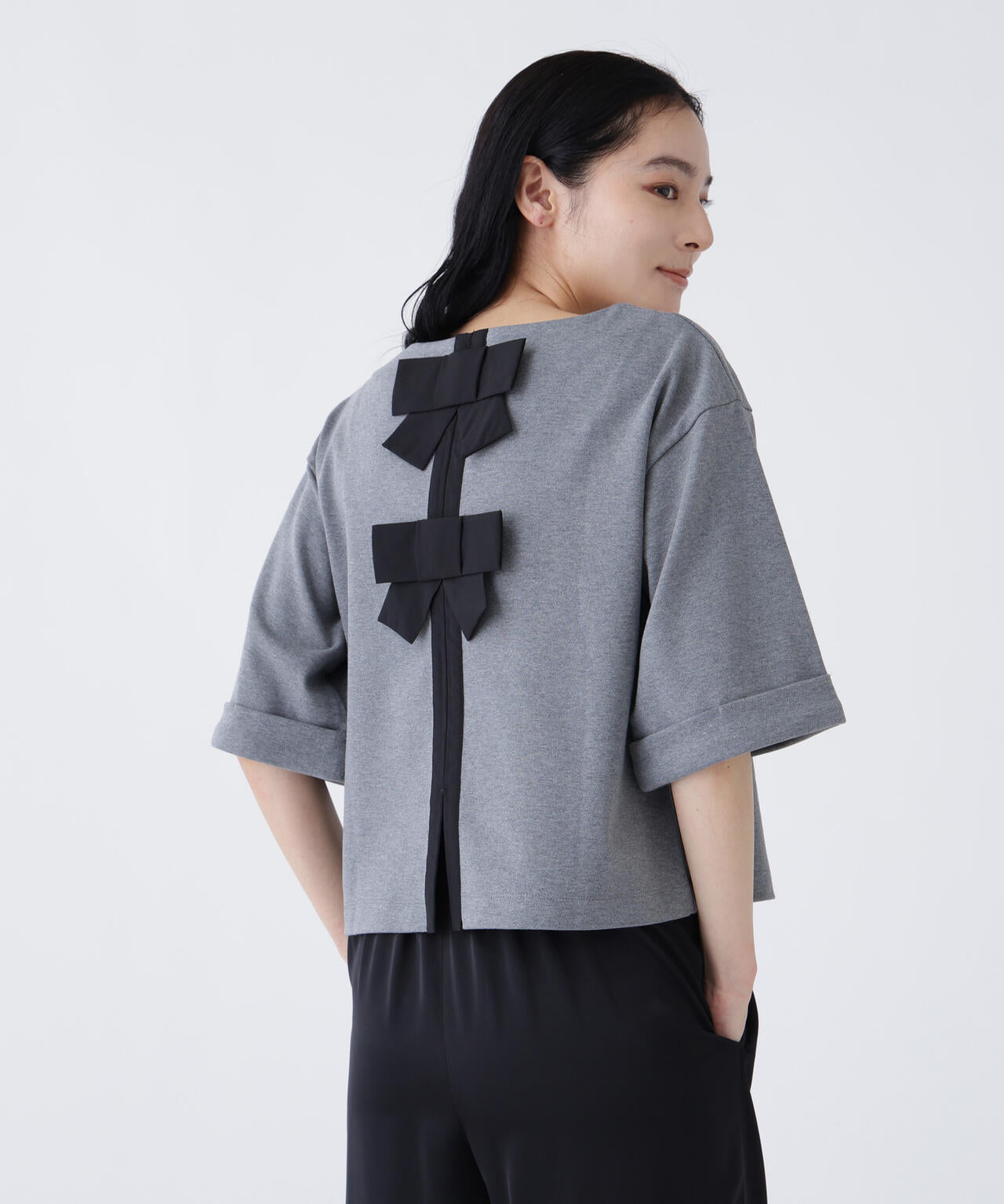 168cm B81cm W60cm H89cm 着用サイズ:FR