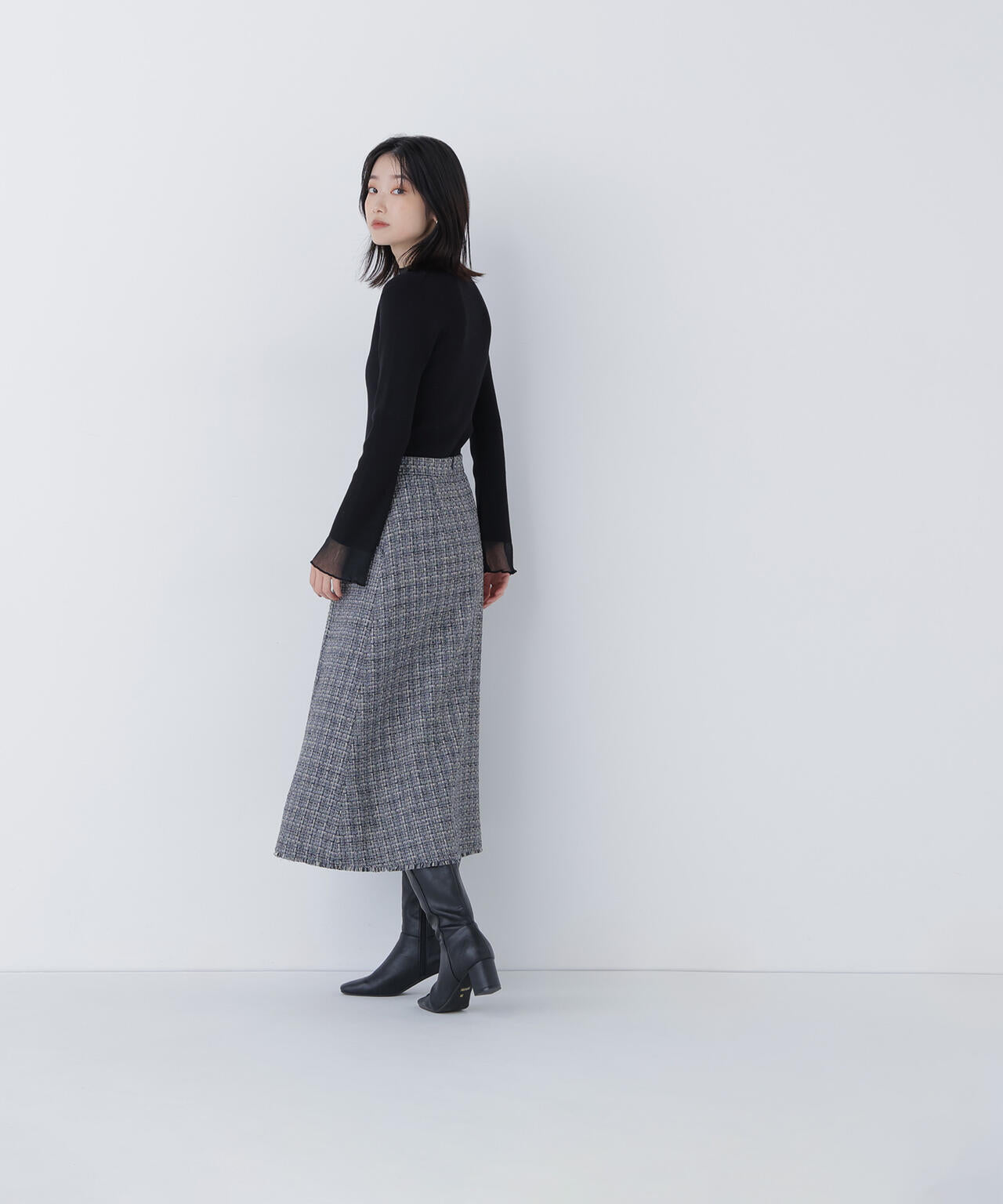 シアーフレアカフスリブニット