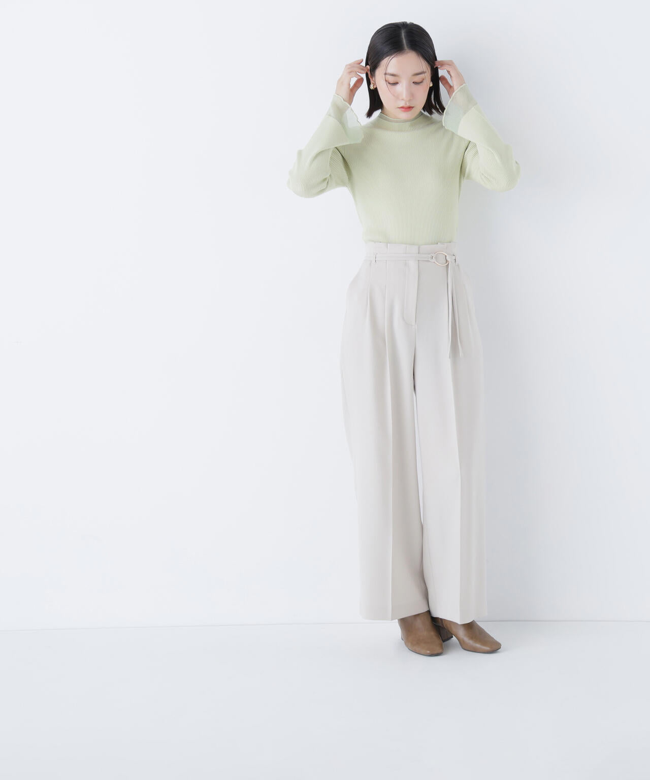 シアーフレアカフスリブニット