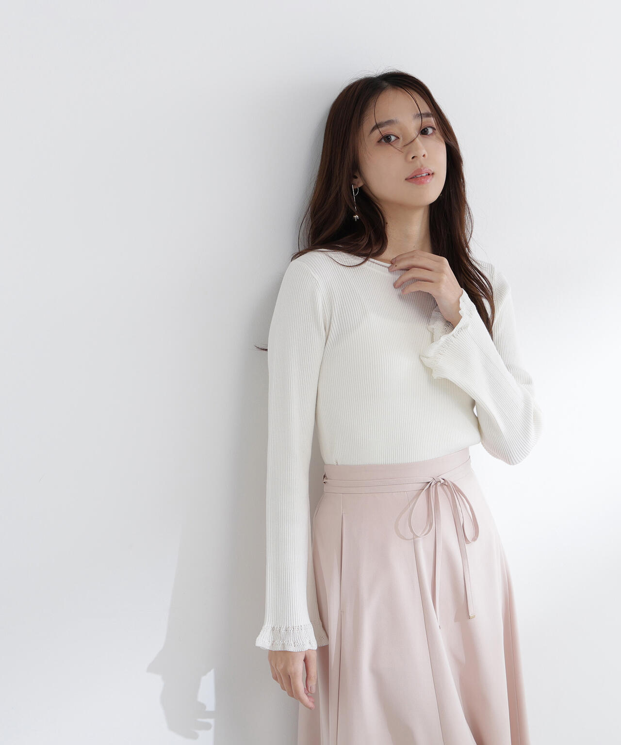 レーシーカフスリブニット