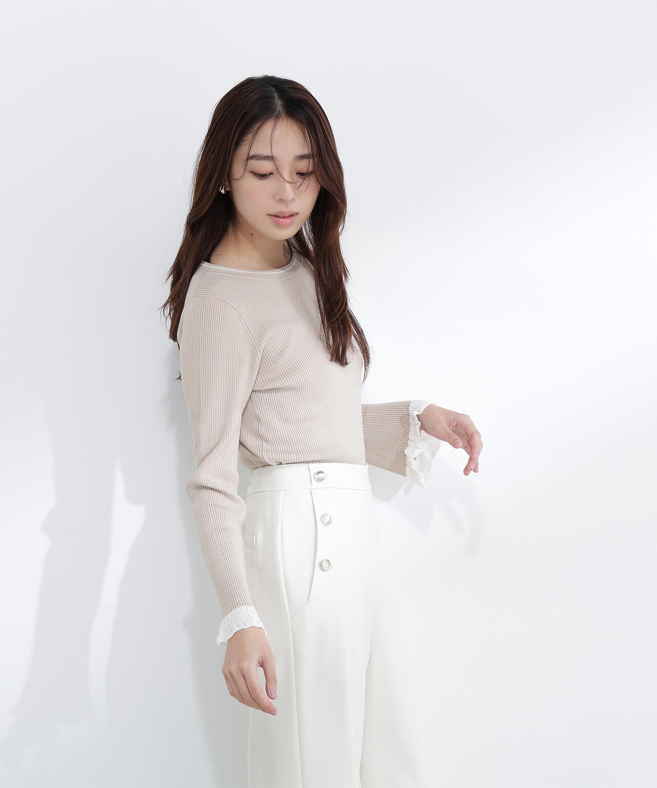 レーシーカフスリブニット