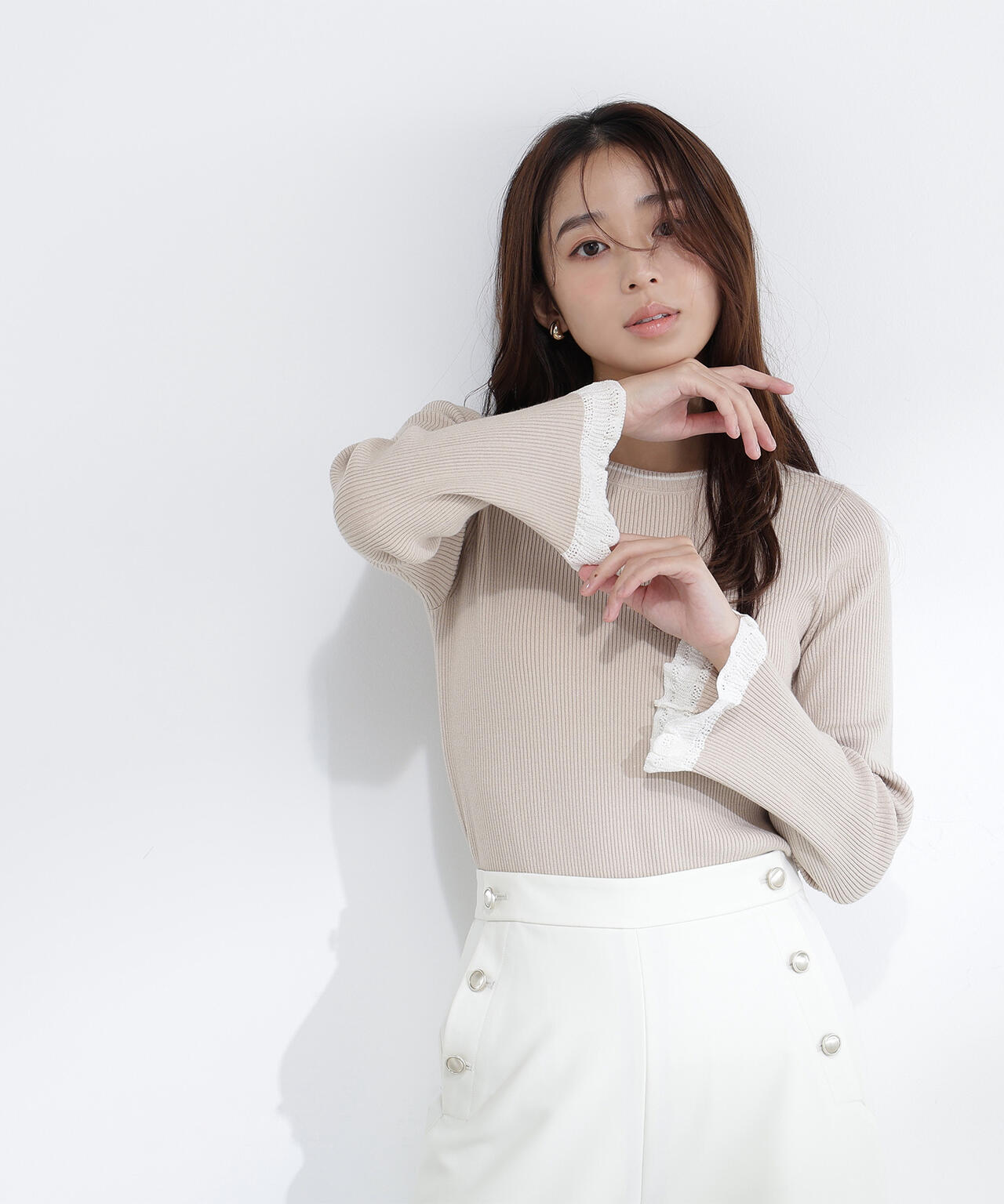 レーシーカフスリブニット