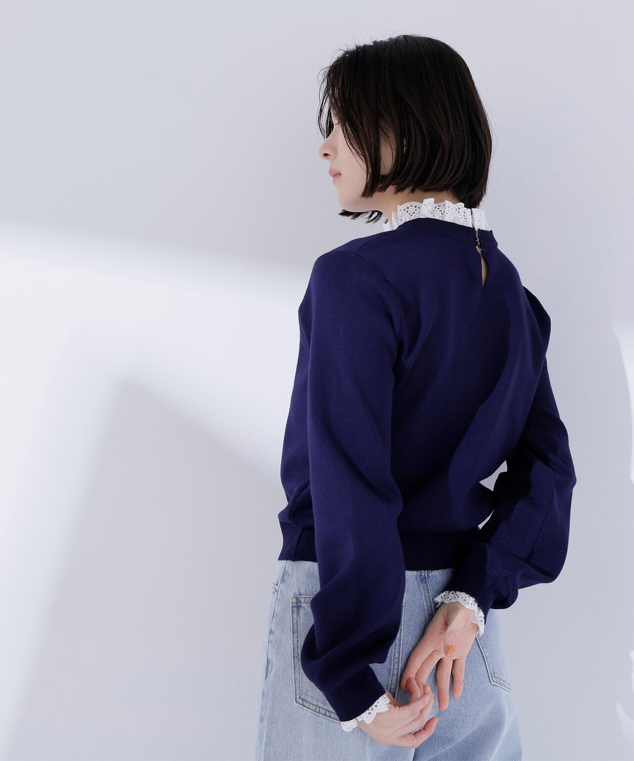 レースフリルドッキングニット