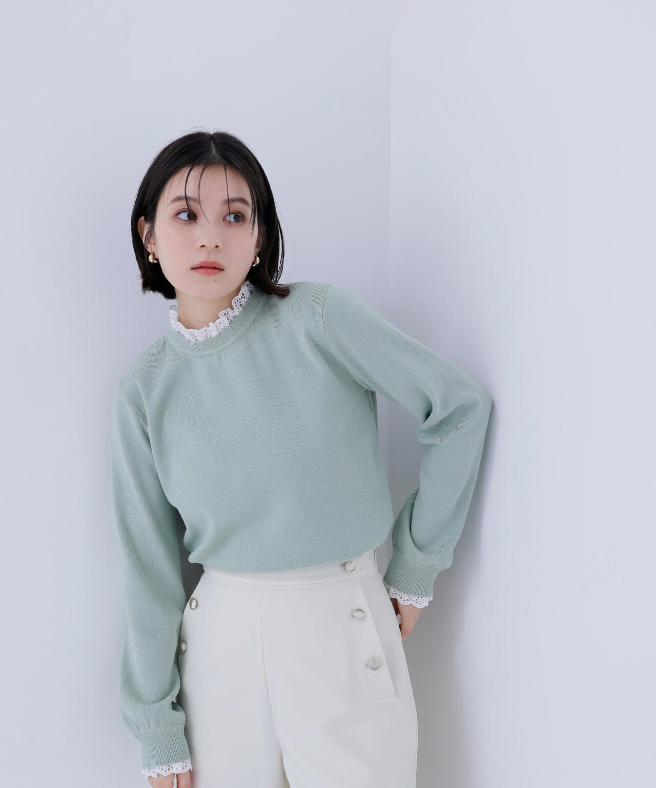 レースフリルドッキングニット