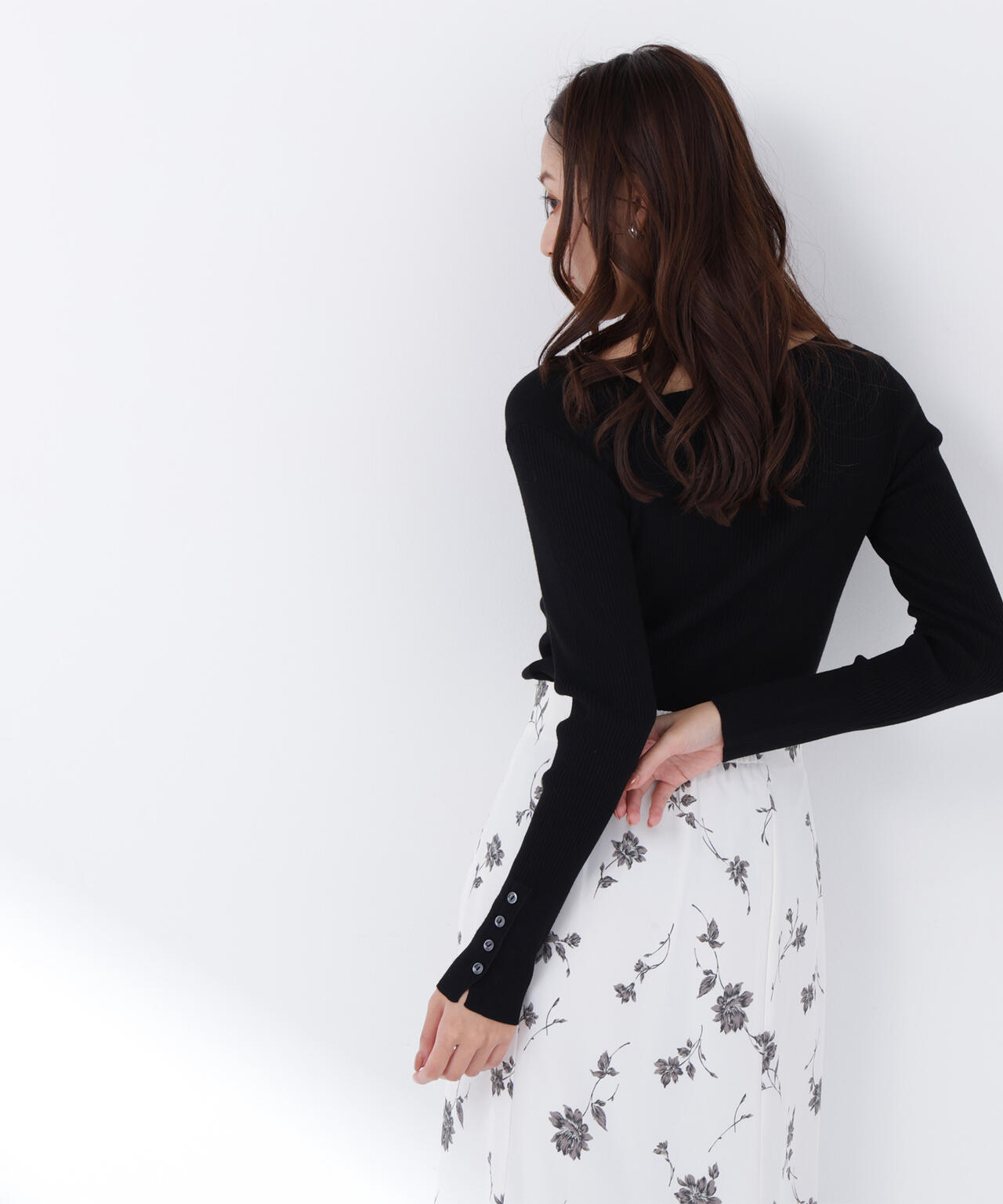 ショルダータックアシメネックニット